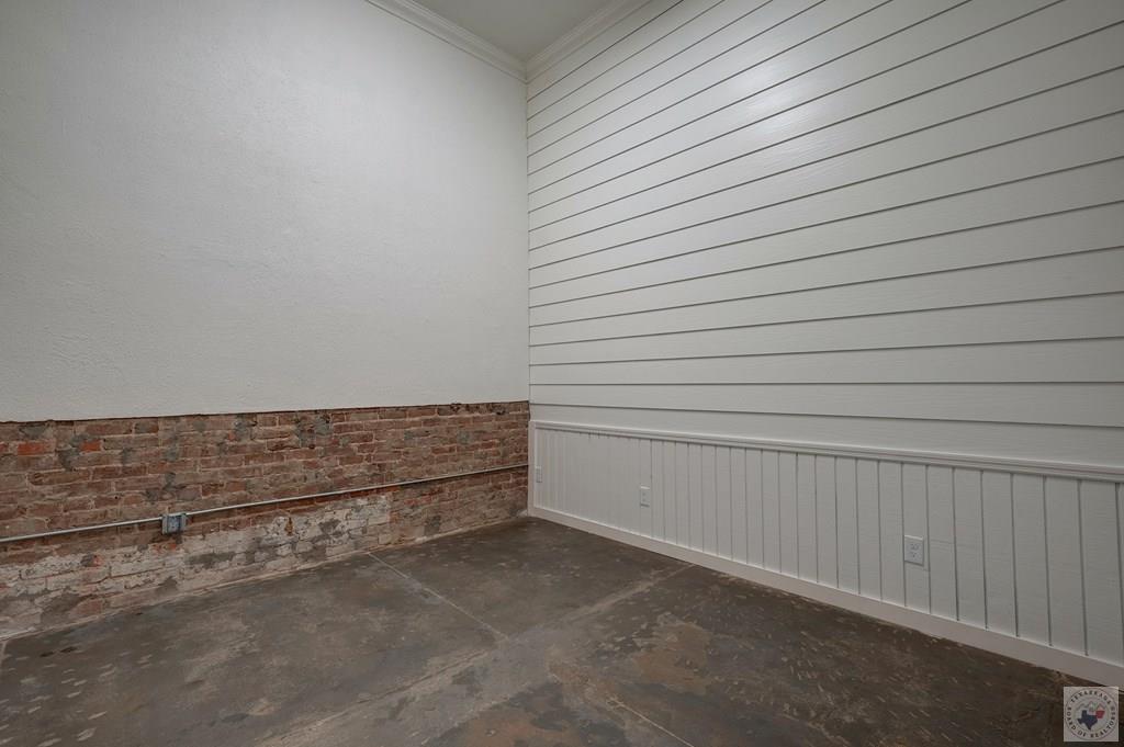 410 N Stateline Property Photo 12