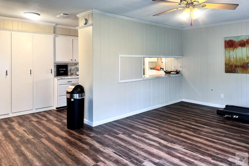 1550 Leona Drive Property Photo 8