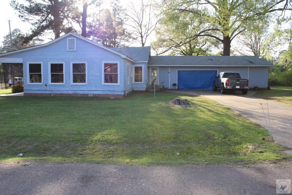 1002 W 7th Property Photo 1