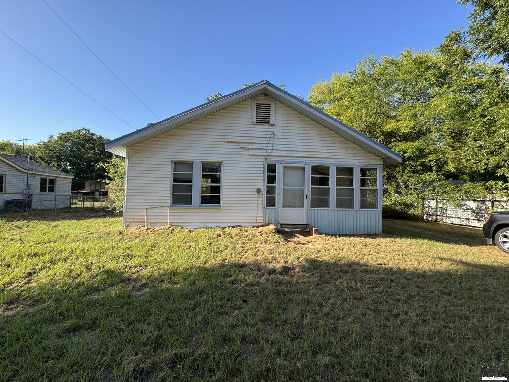 2403 Holmes Rd Property Photo 1