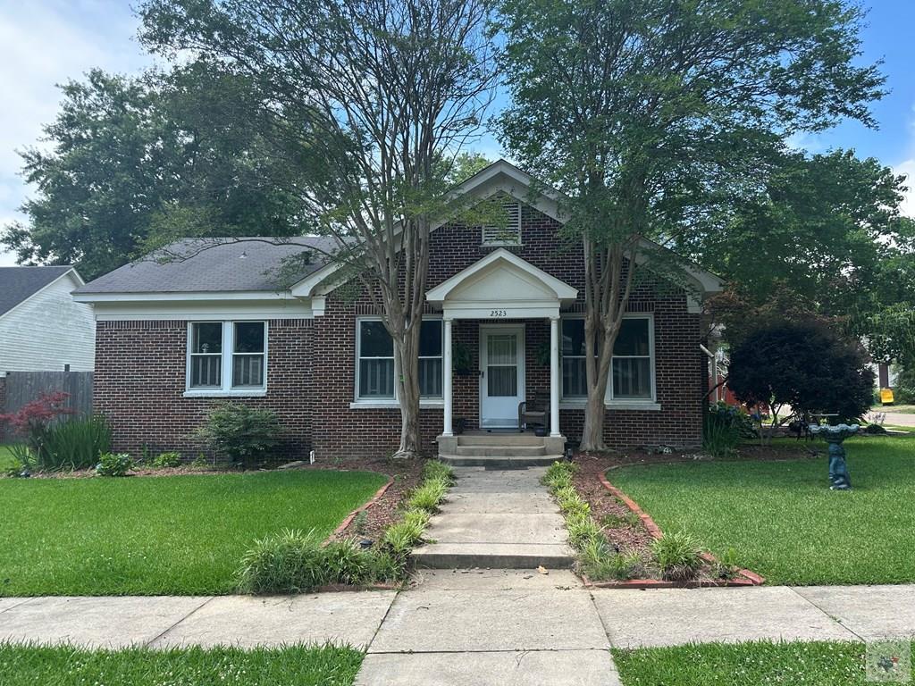 2523 Walnut St Property Photo 1