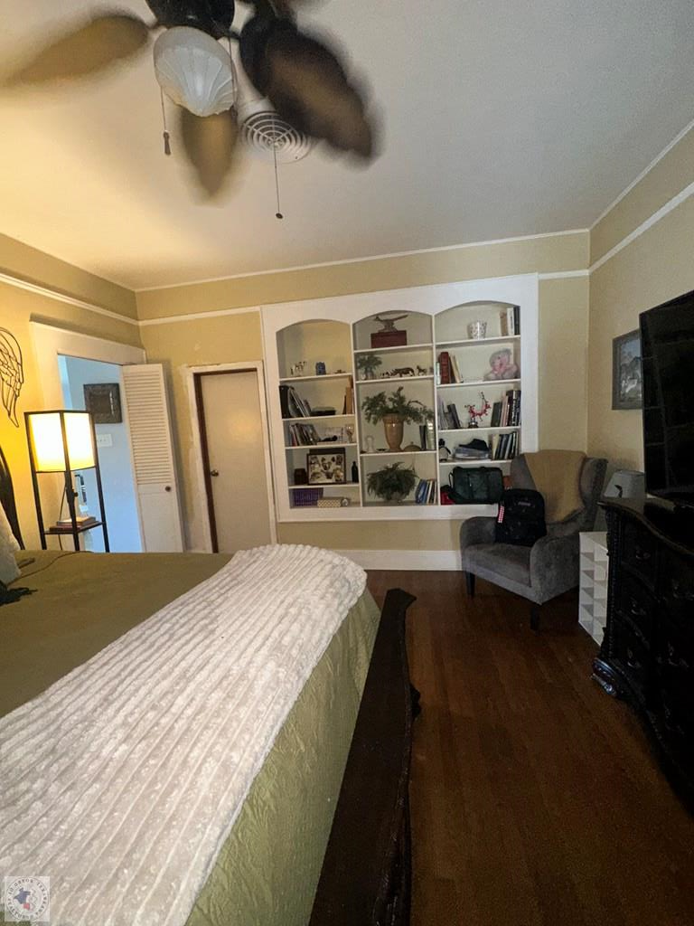 2523 Walnut St Property Photo 9