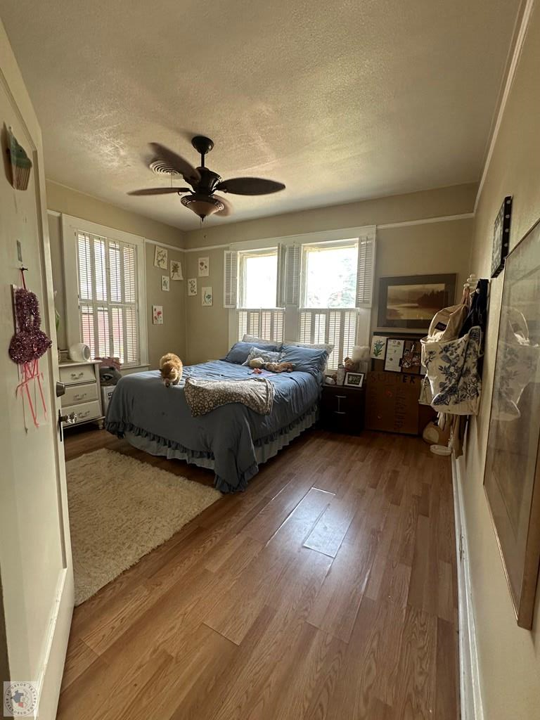2523 Walnut St Property Photo 12