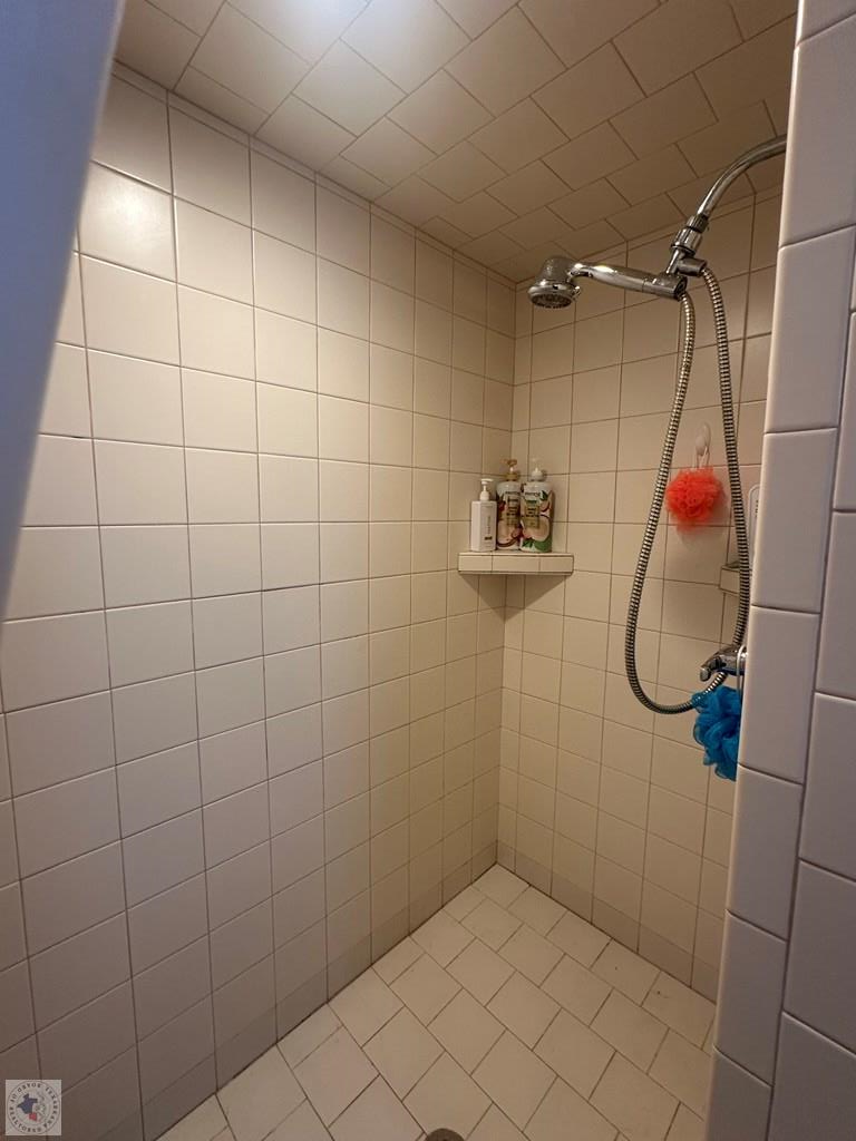 2523 Walnut St Property Photo 14