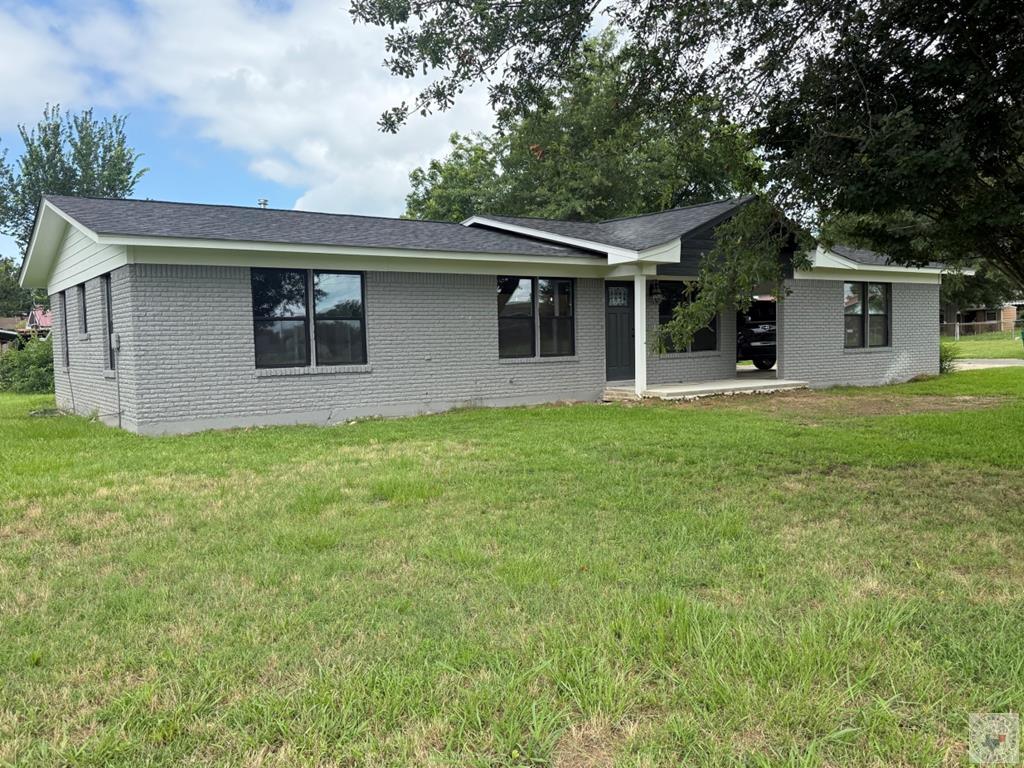 615 N McCoy Blvd