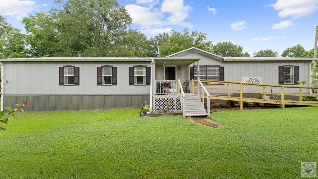 522 Fannin St.