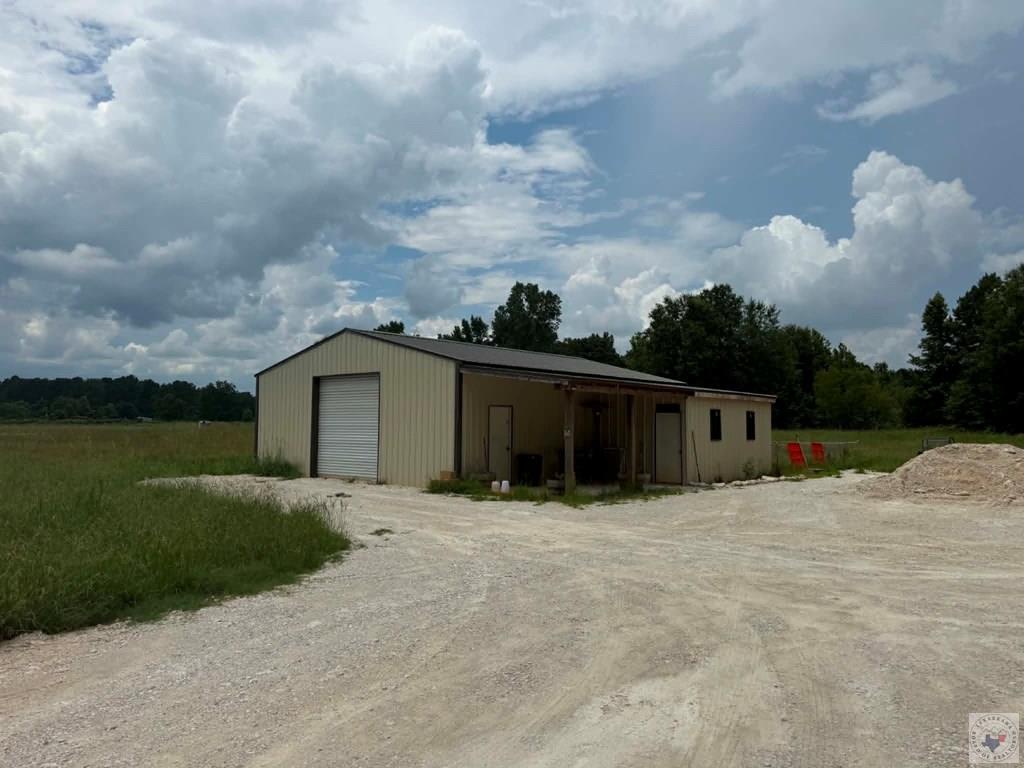 1816 Cr 2105 Property Photo 9