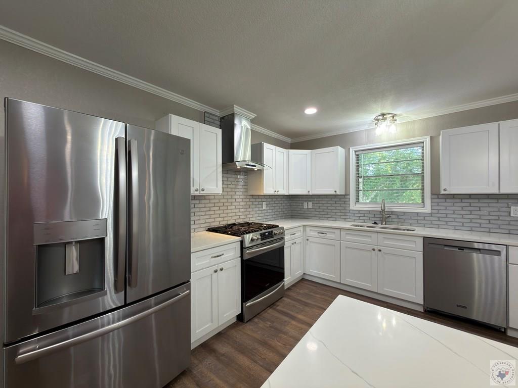 6416 Sugarhill Property Photo 3