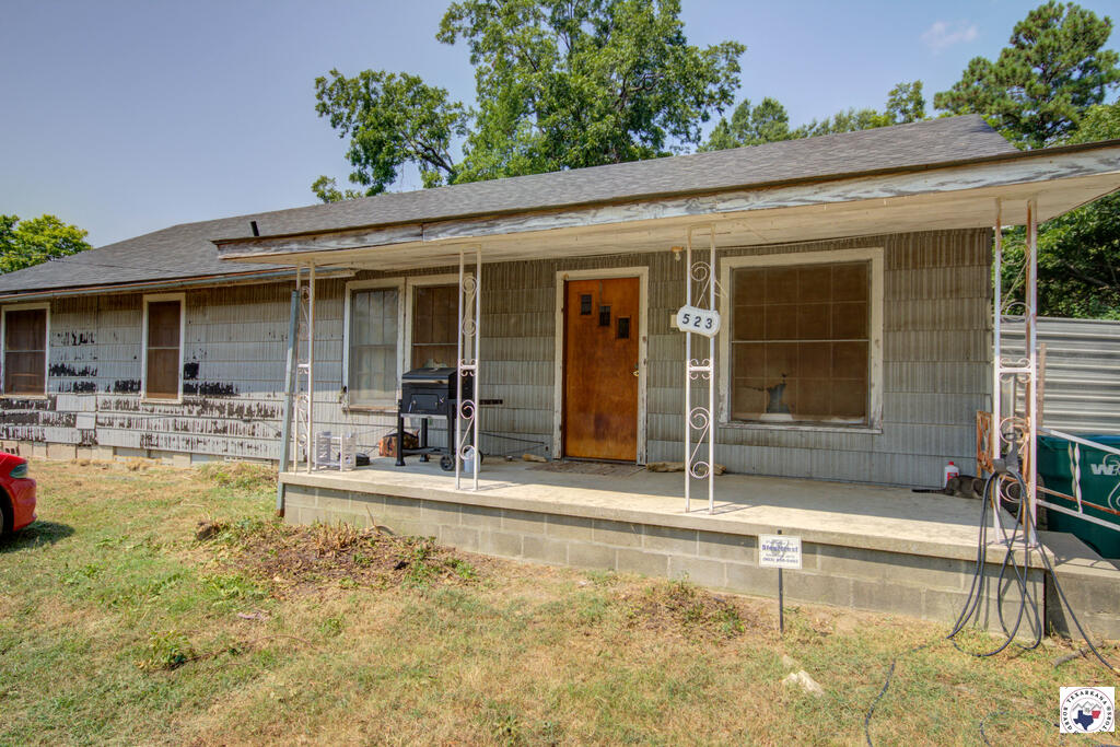 523 N Kenwood Rd Property Photo 1