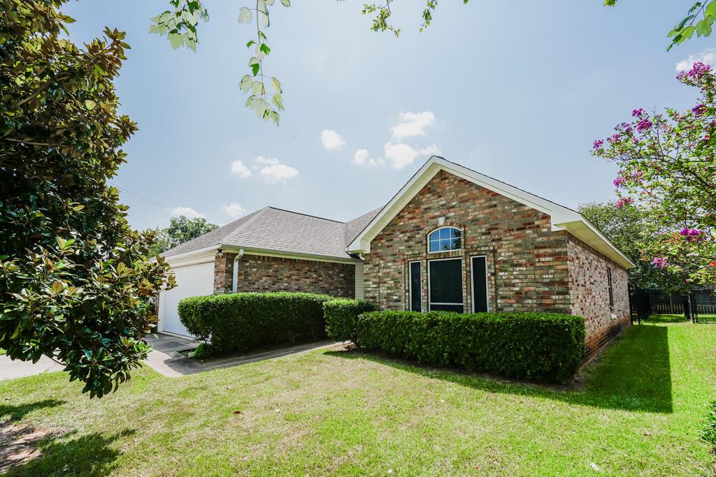 1316 Arnold Ln Property Photo 1