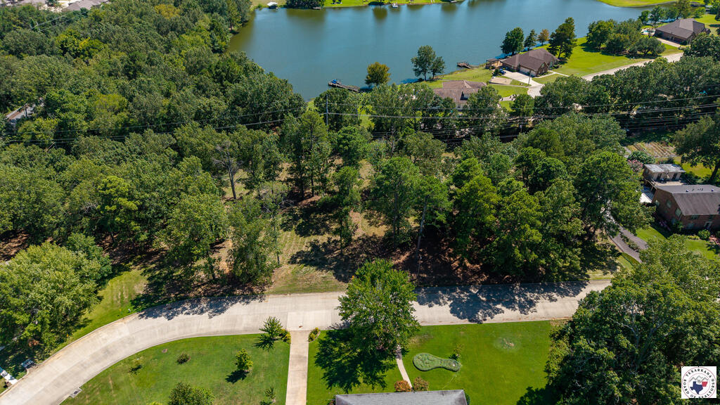 303 Forest Lake Dr. Property Photo 1