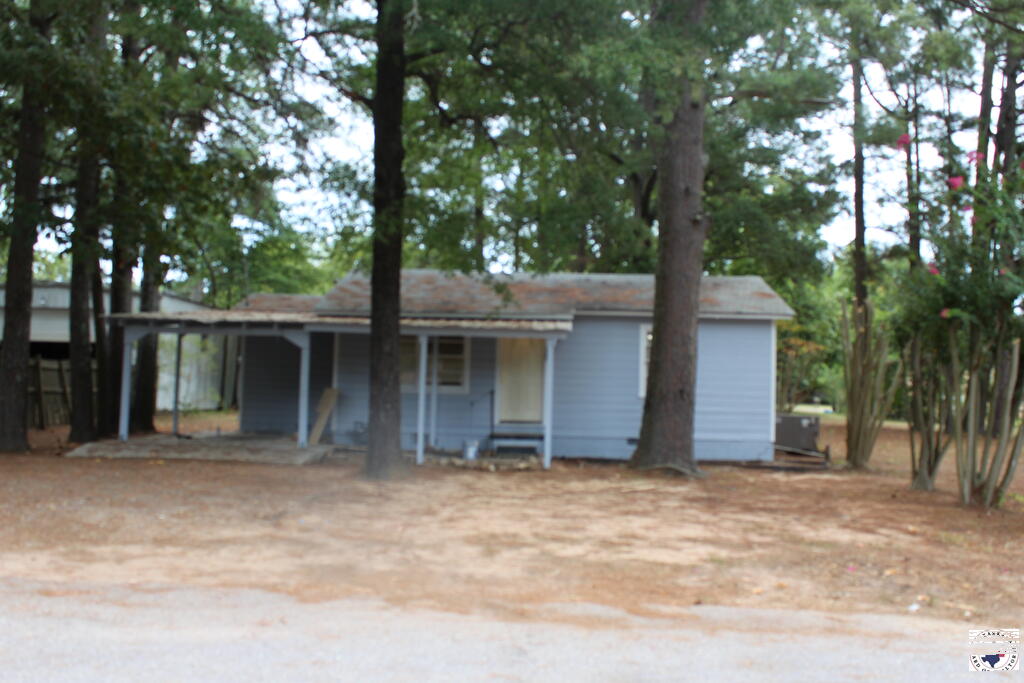 1307 Center St Property Photo 1