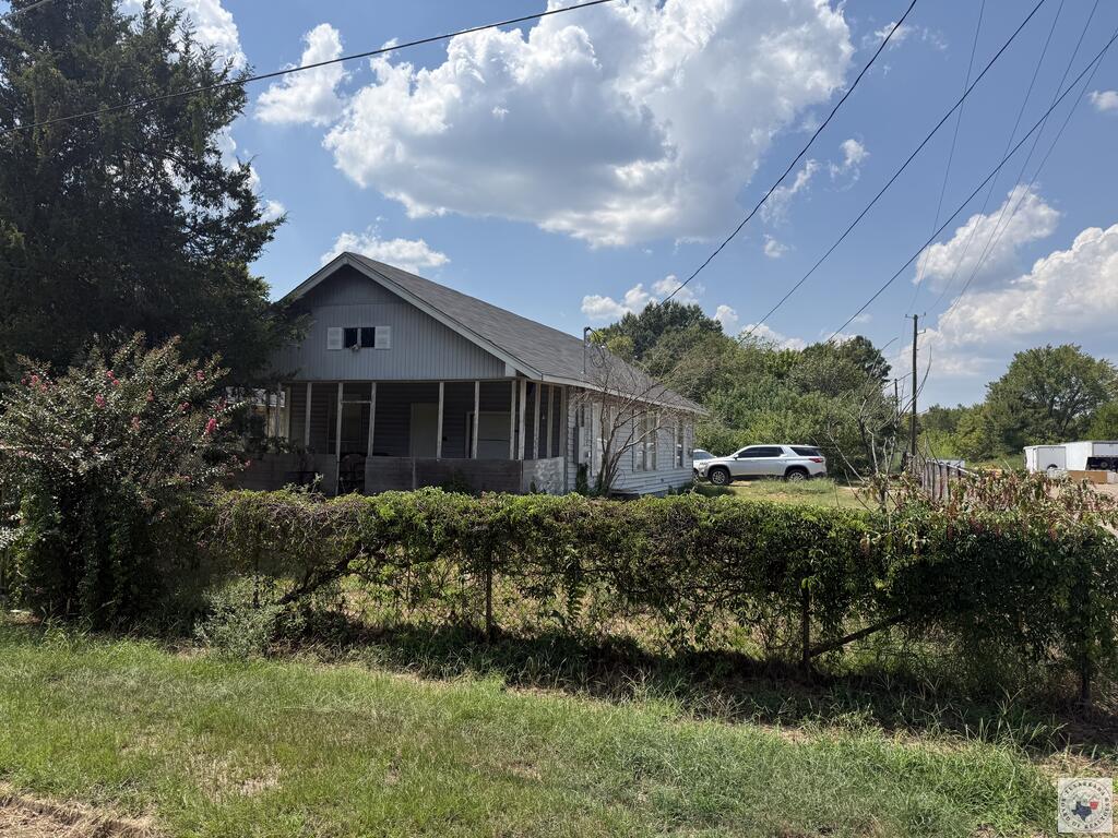 410 S Leila Ave Property Photo 1
