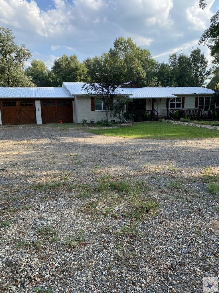 6103 Old Post Rd Property Photo 1