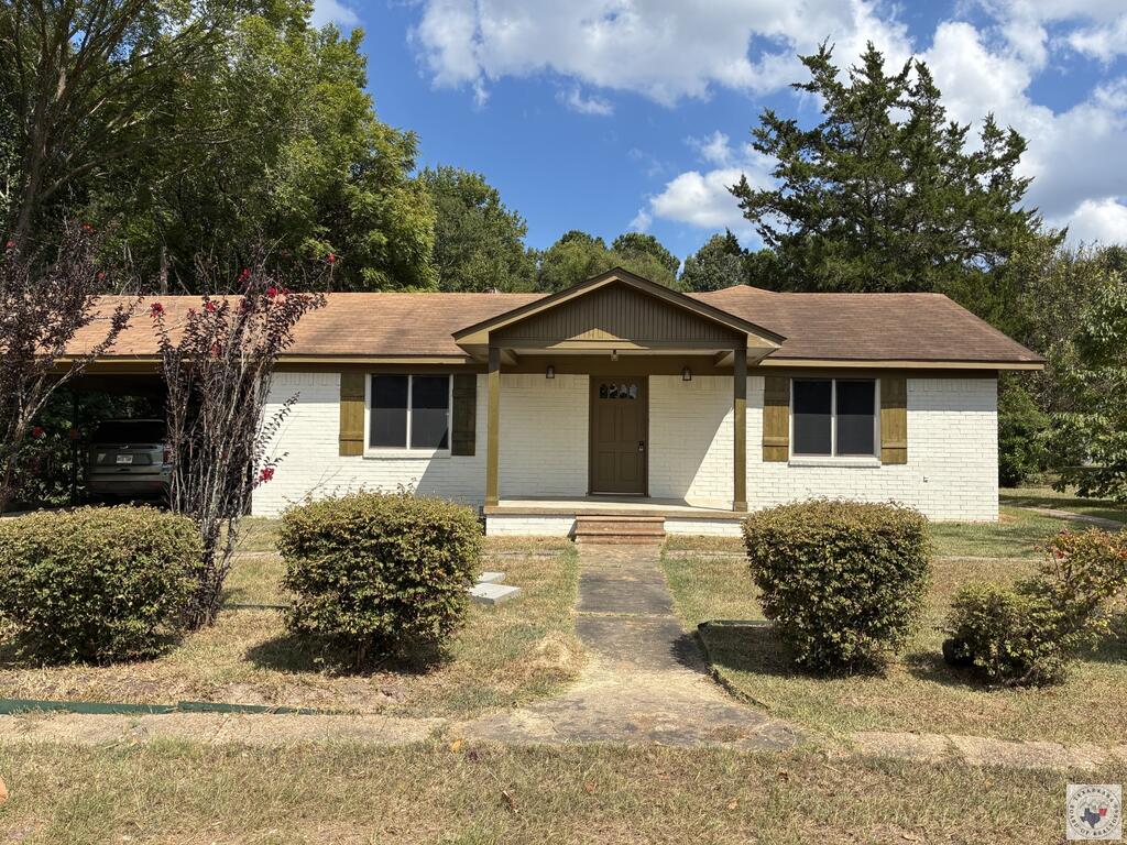 554 N Pecan St Property Photo 1