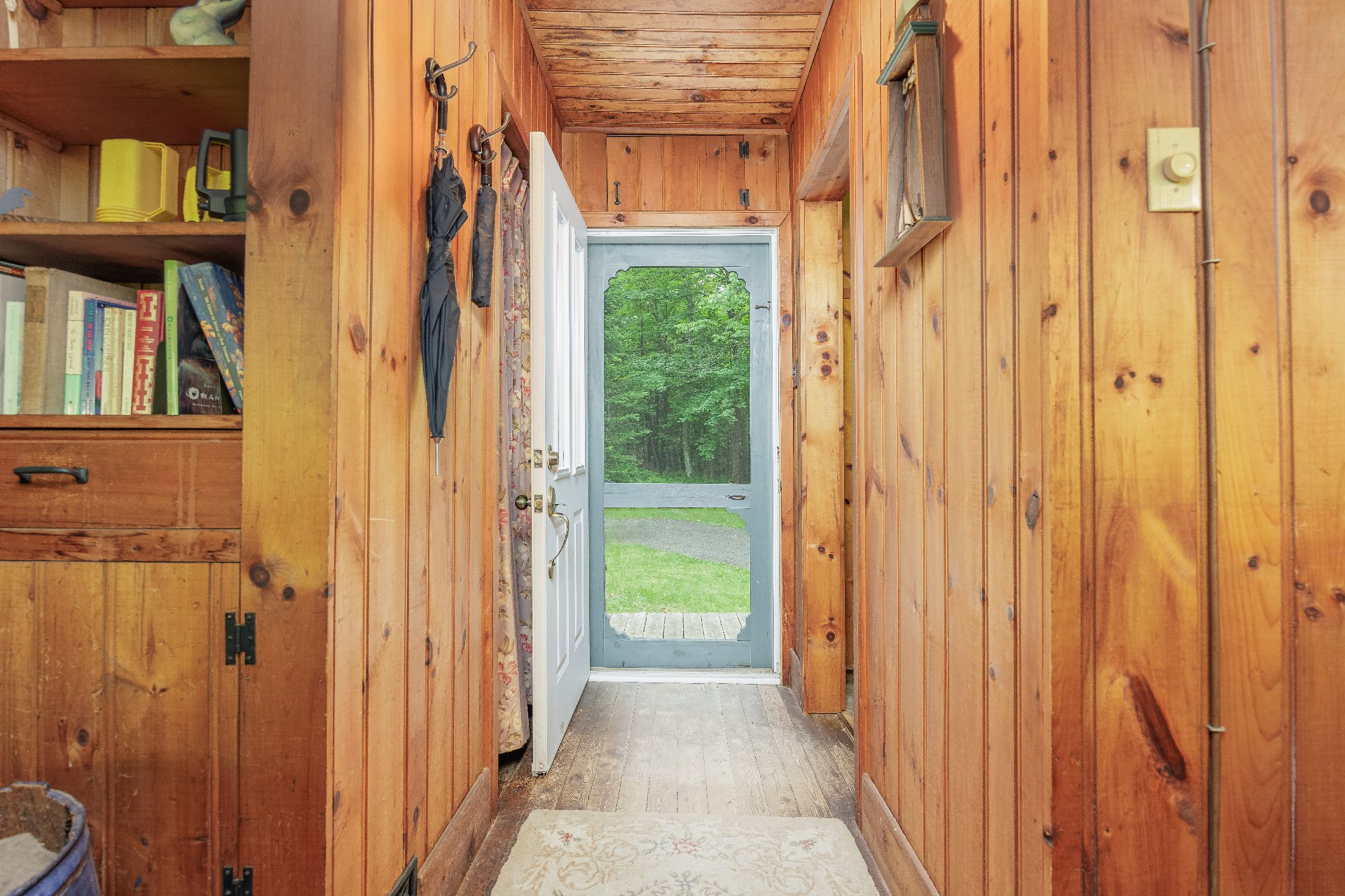 2093 Ch. De Dunany Property Photo 11