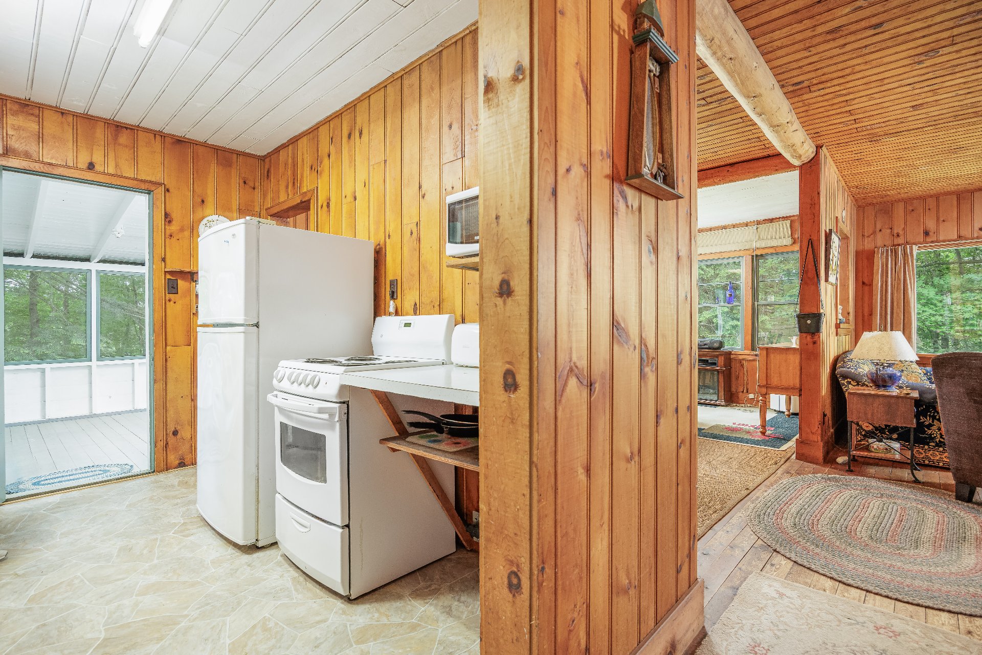 2093 Ch. De Dunany Property Photo 12