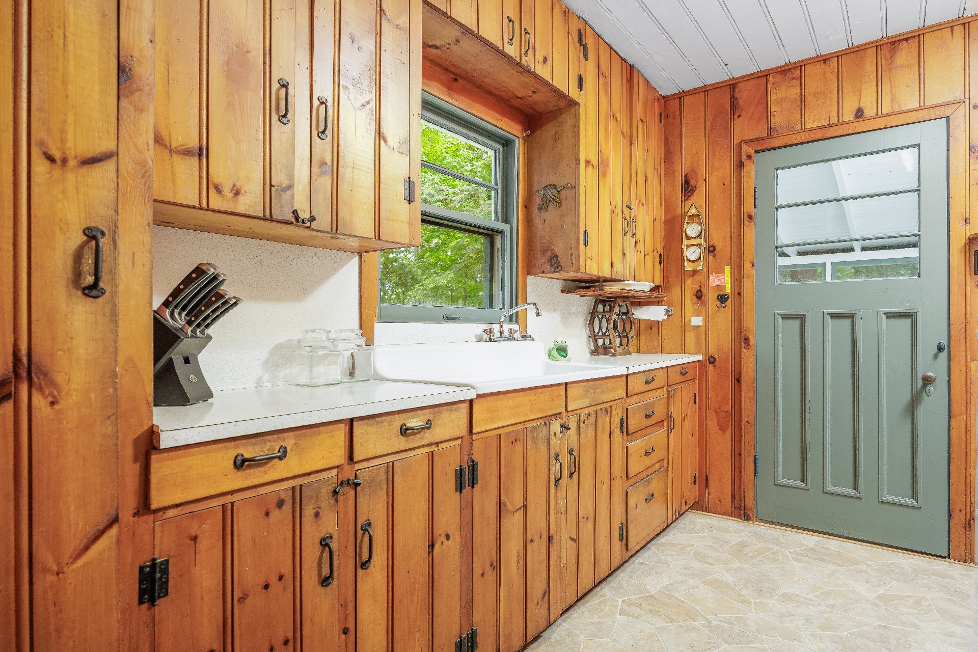 2093 Ch. De Dunany Property Photo 14