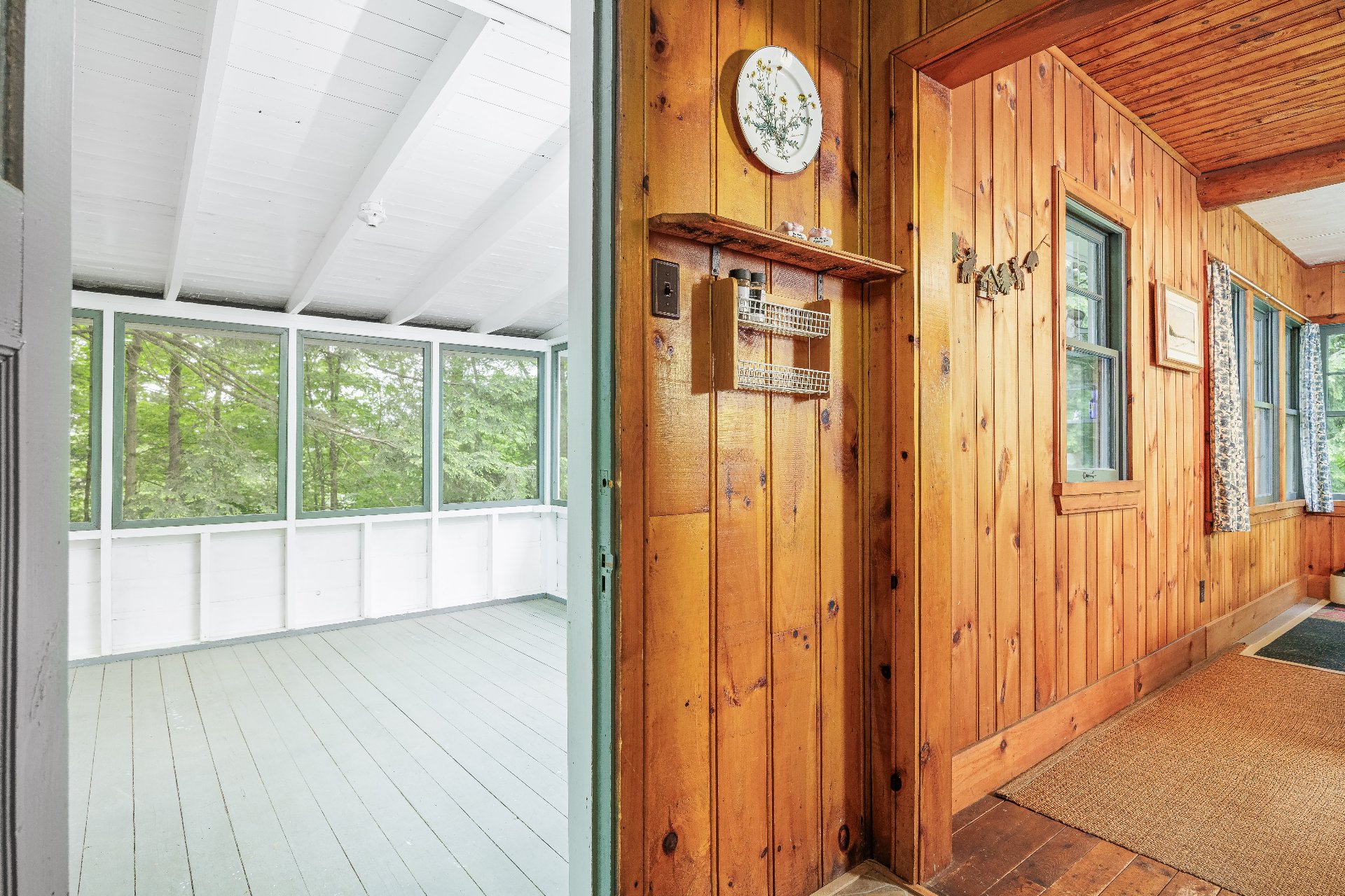 2093 Ch. De Dunany Property Photo 17