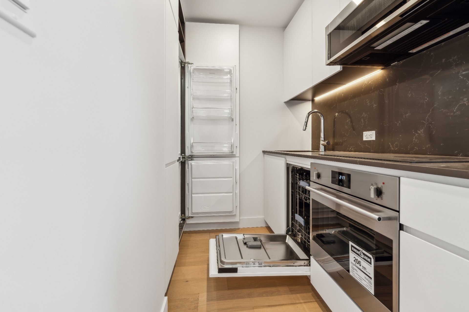 1500 Boul. René-lévesque O. 2109 Property Photo 6