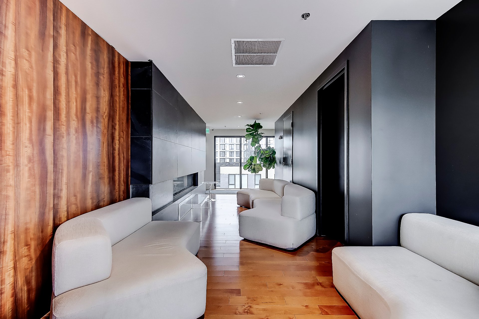 185 Rue Du Séminaire 1406 Property Photo 32