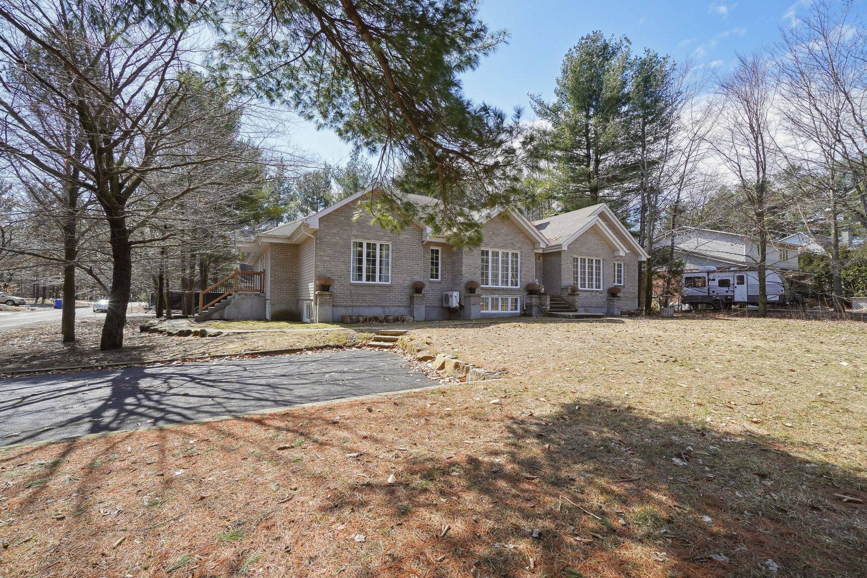 871 Rue Du Boischatel Property Photo