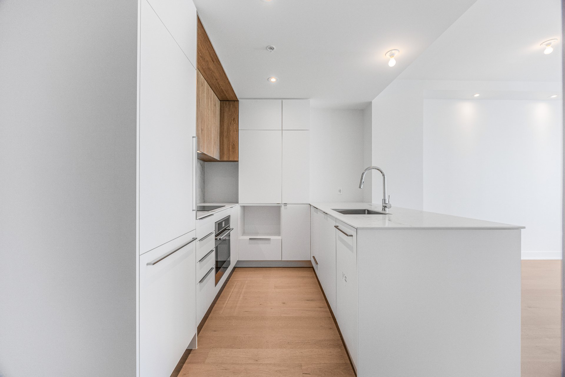 399 Rue De La Rotonde 1810 Property Photo 8