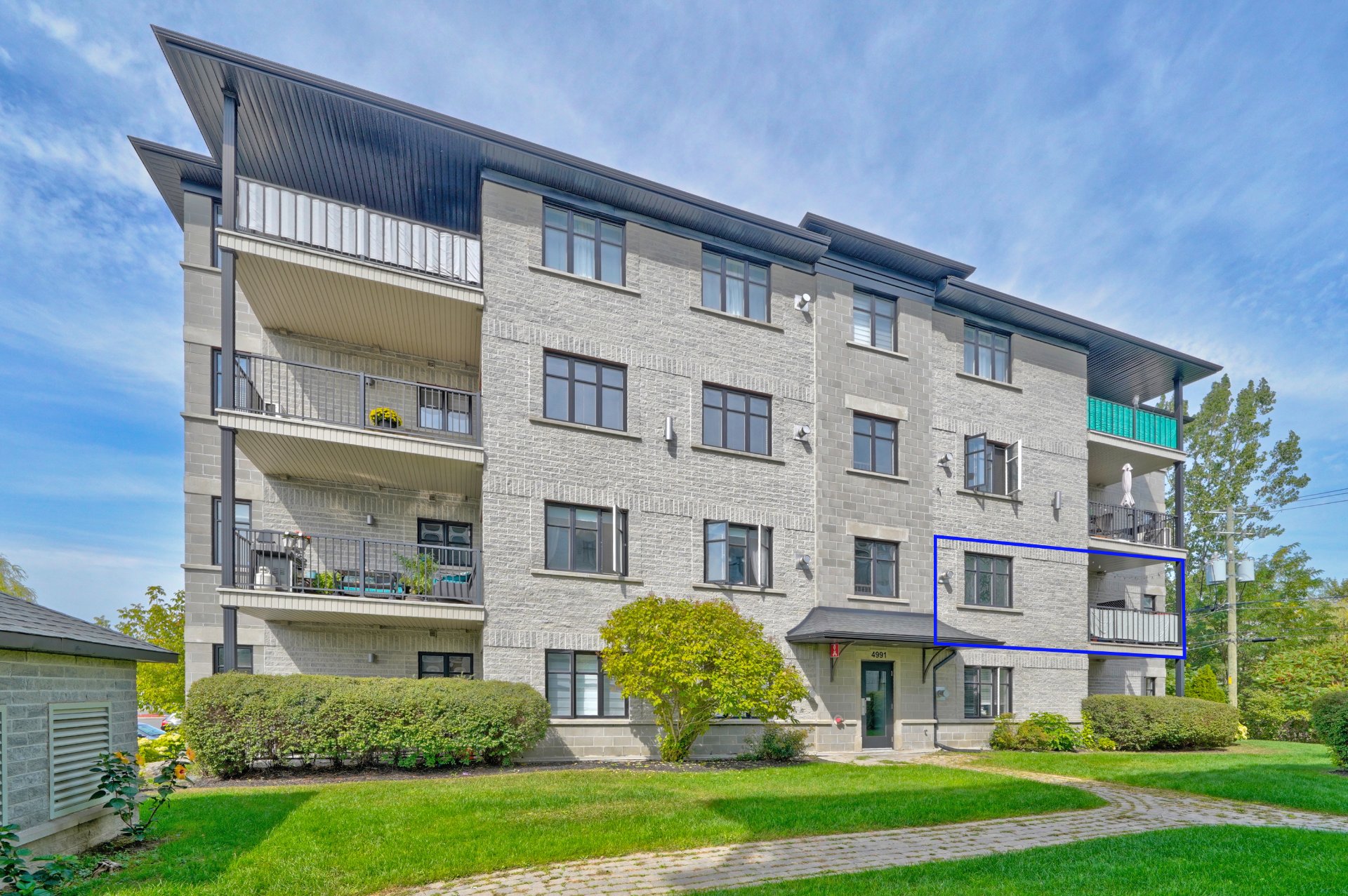 4991 Av. Eliot 204 Property Photo 3