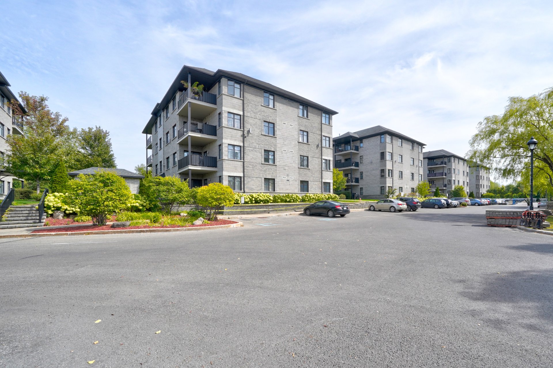 4991 Av. Eliot 204 Property Photo 4