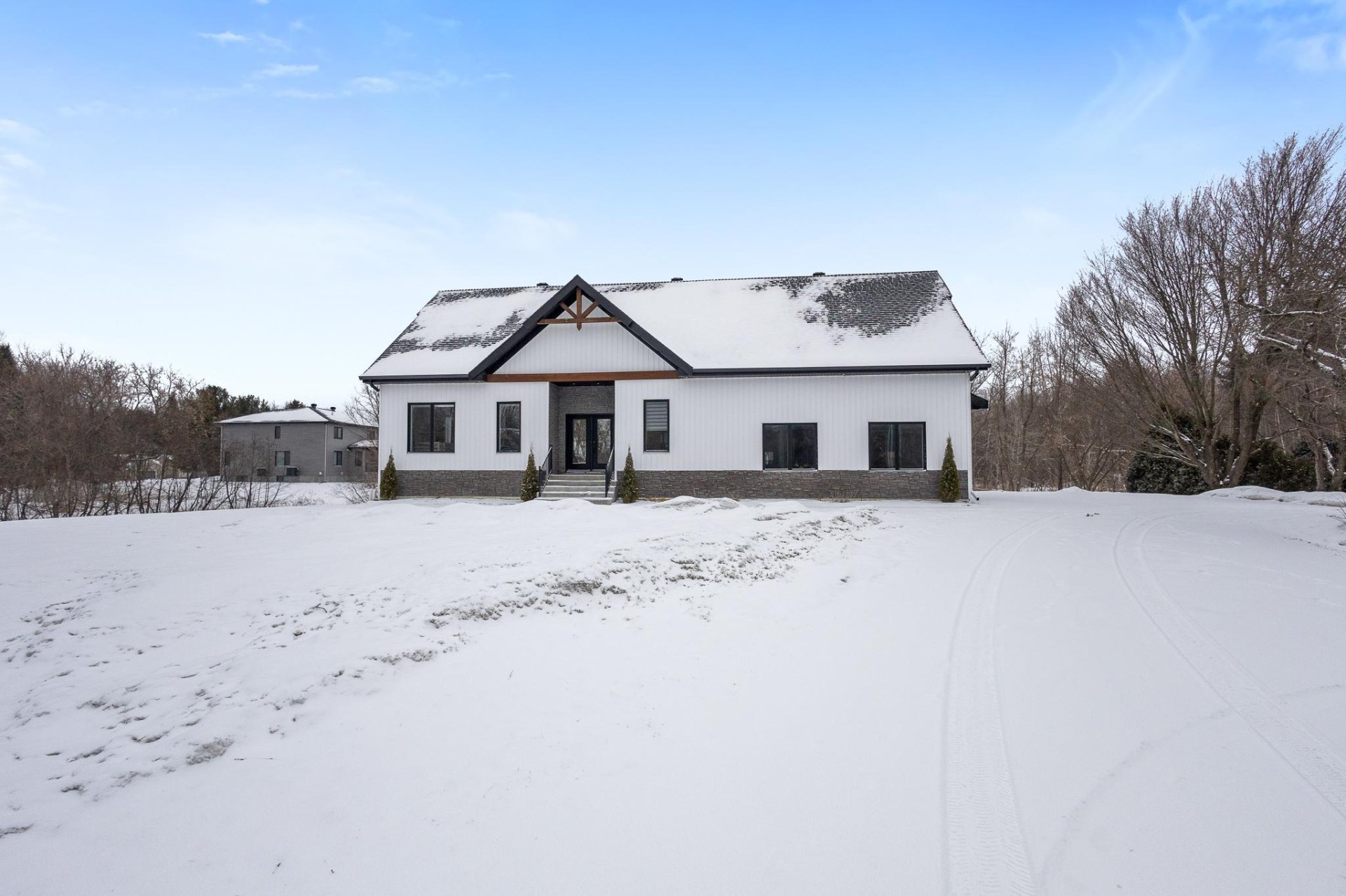 3171 Ch. Ste-angélique Property Photo 1