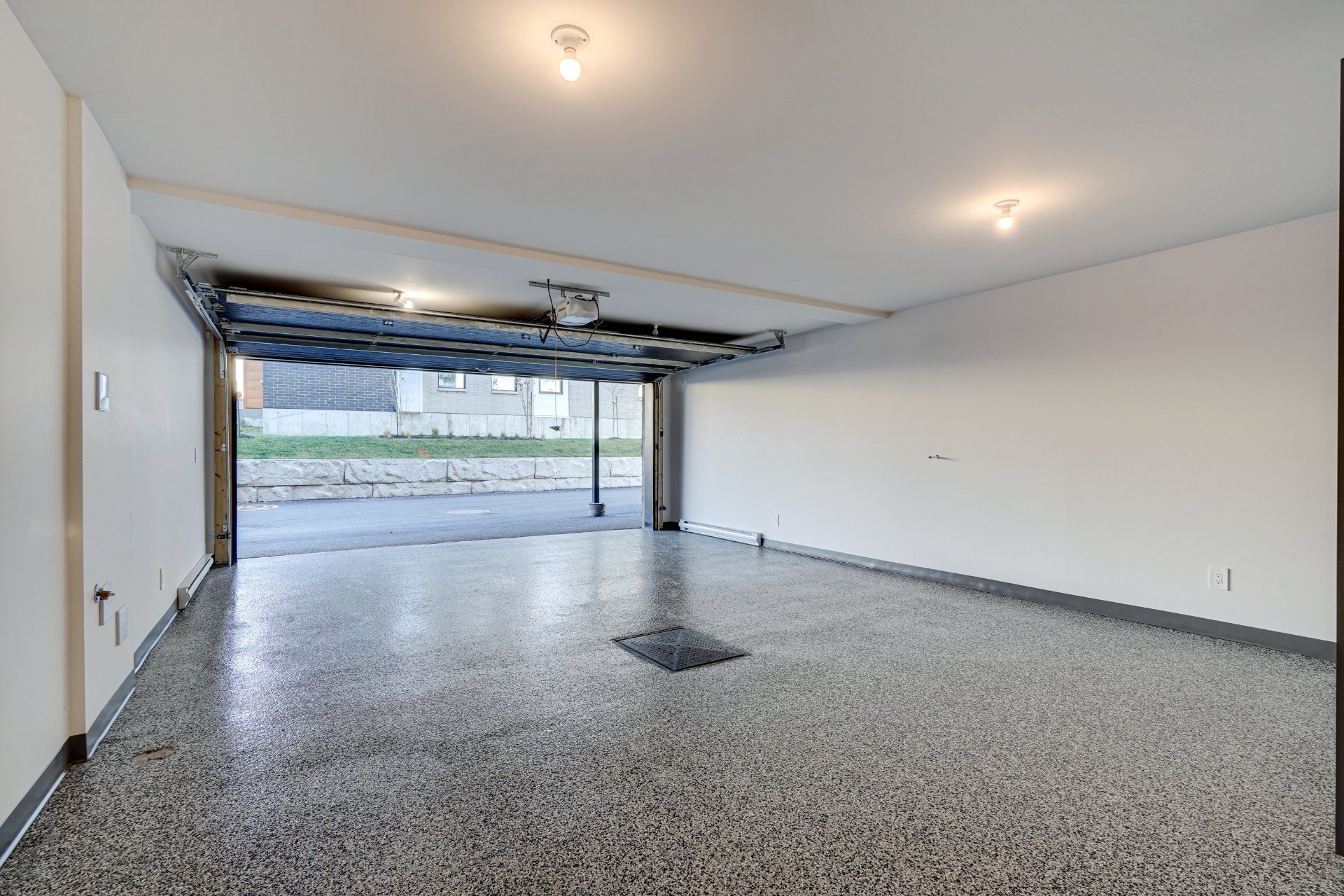 128 Rue D'émeraude Property Photo 46