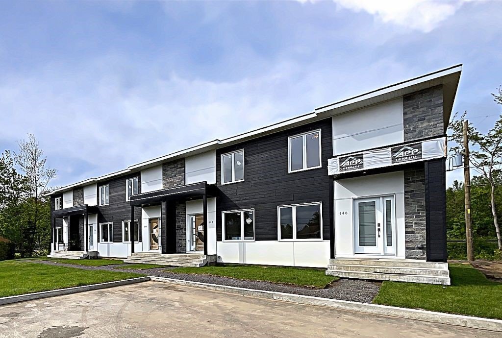 131 Rue Du Sureau Property Photo