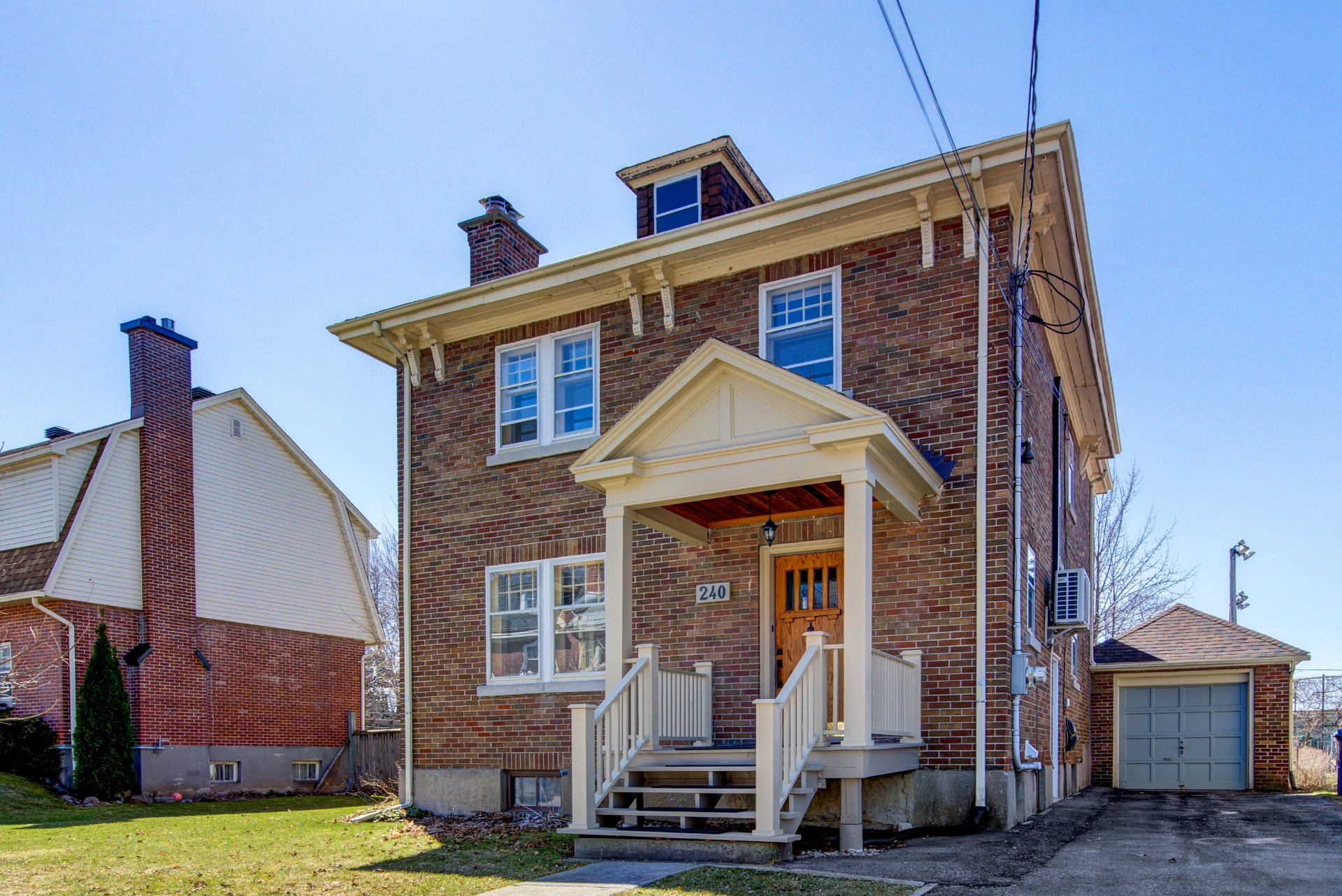 240 Av. Percival Property Photo 1
