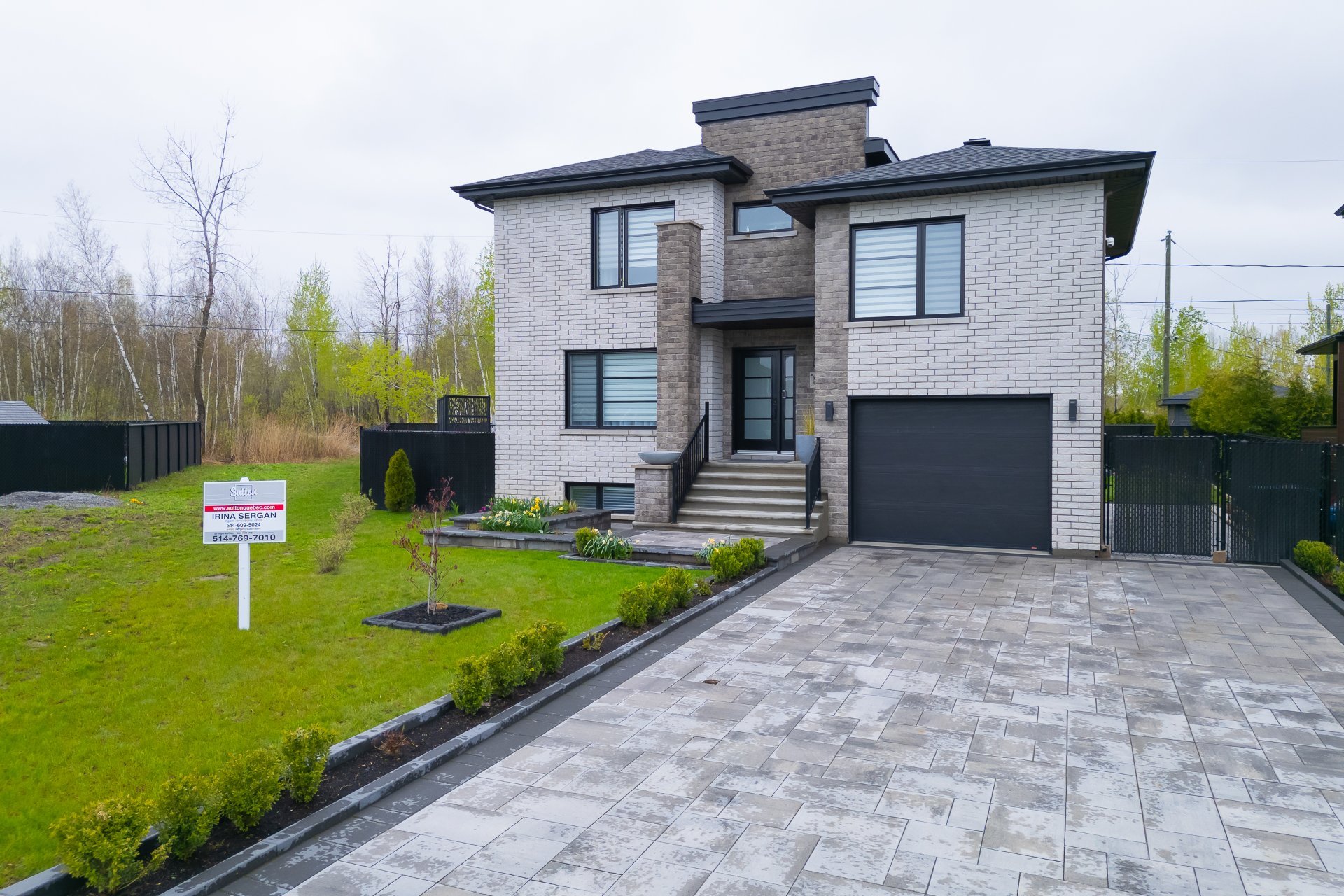 968 Rue Des Coliades Property Photo