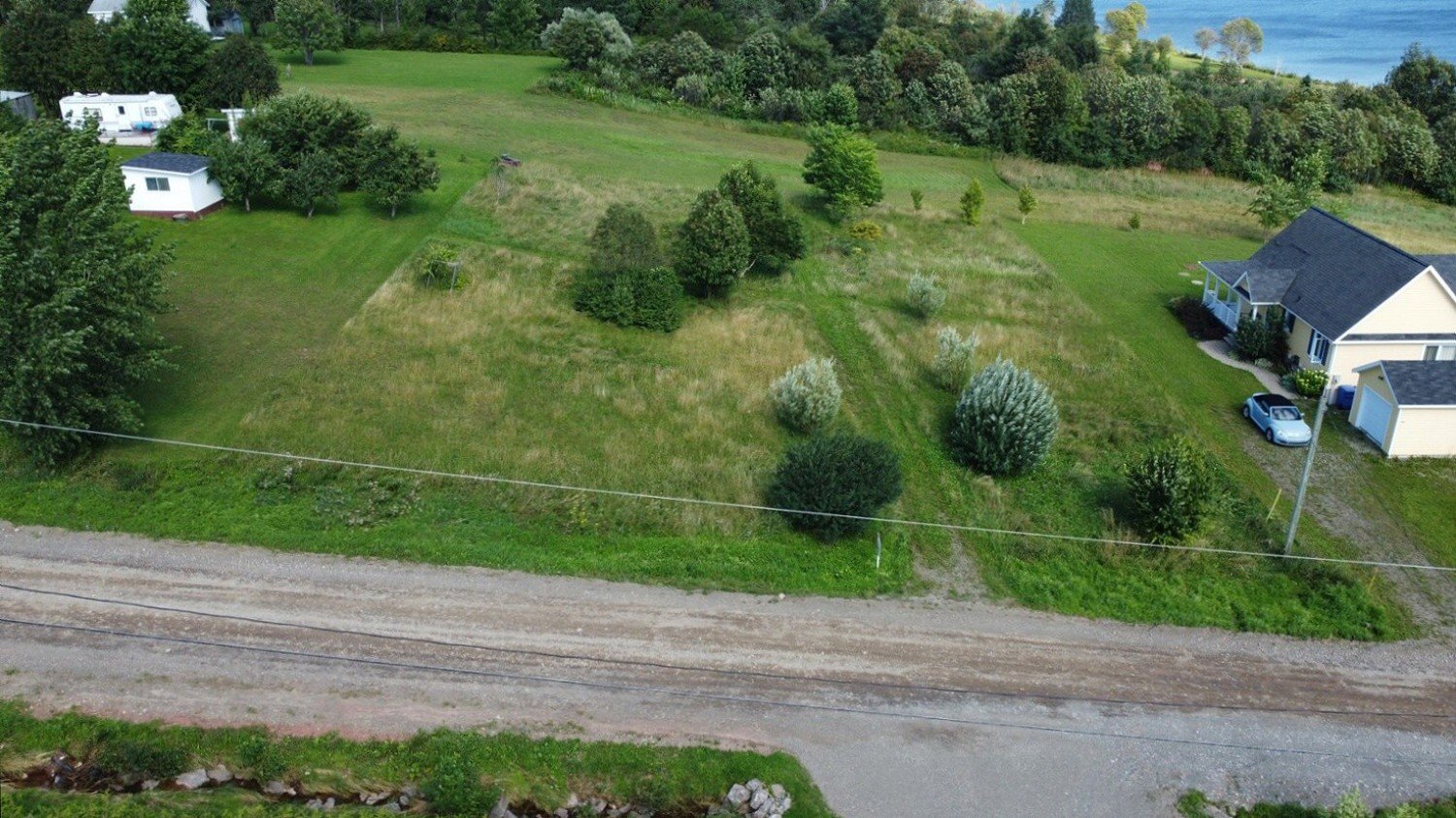 Rue Chapados Property Photo 1
