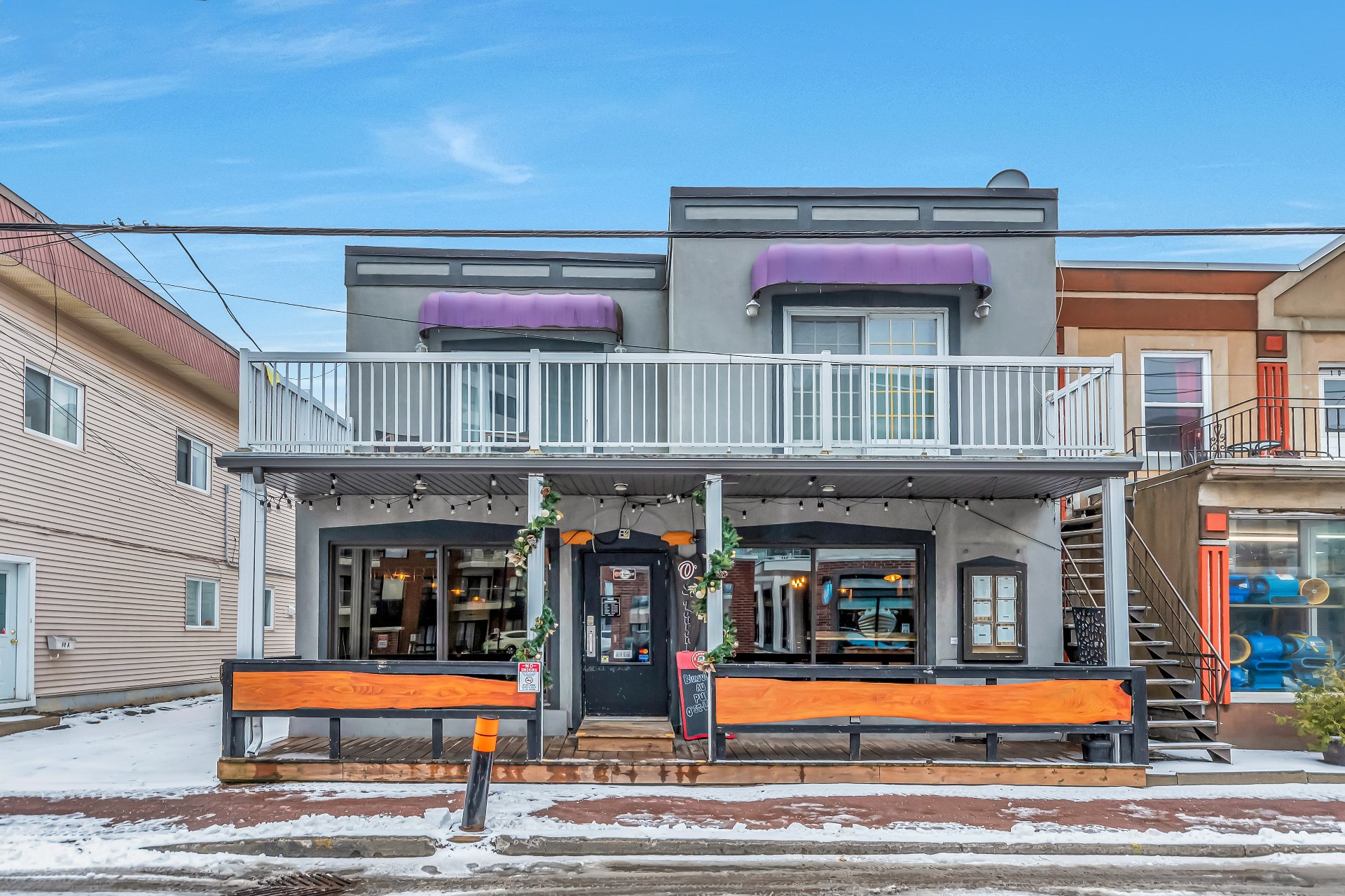 100 Rue St-laurent Property Photo 1