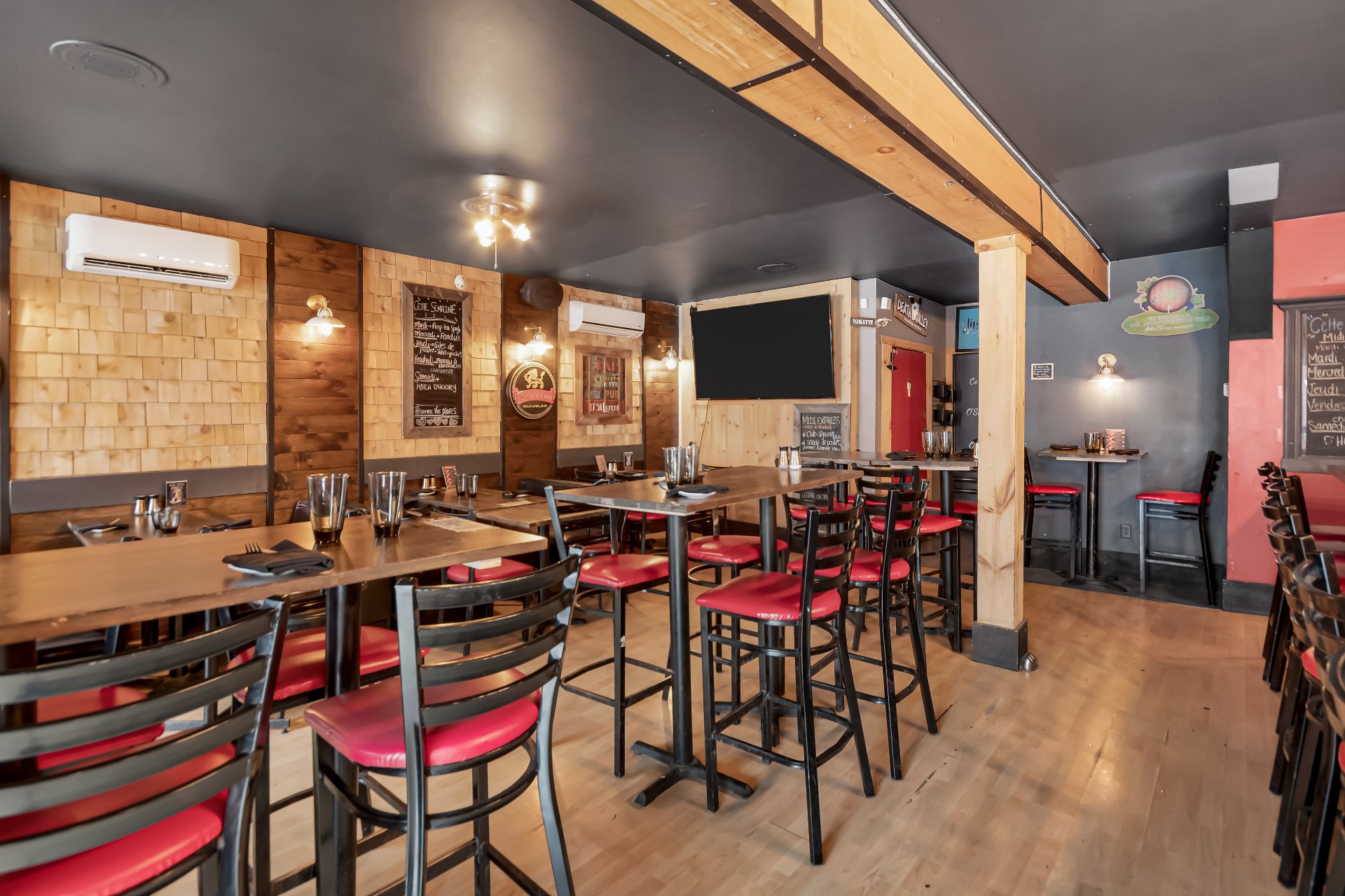 100 Rue St-laurent Property Photo 6