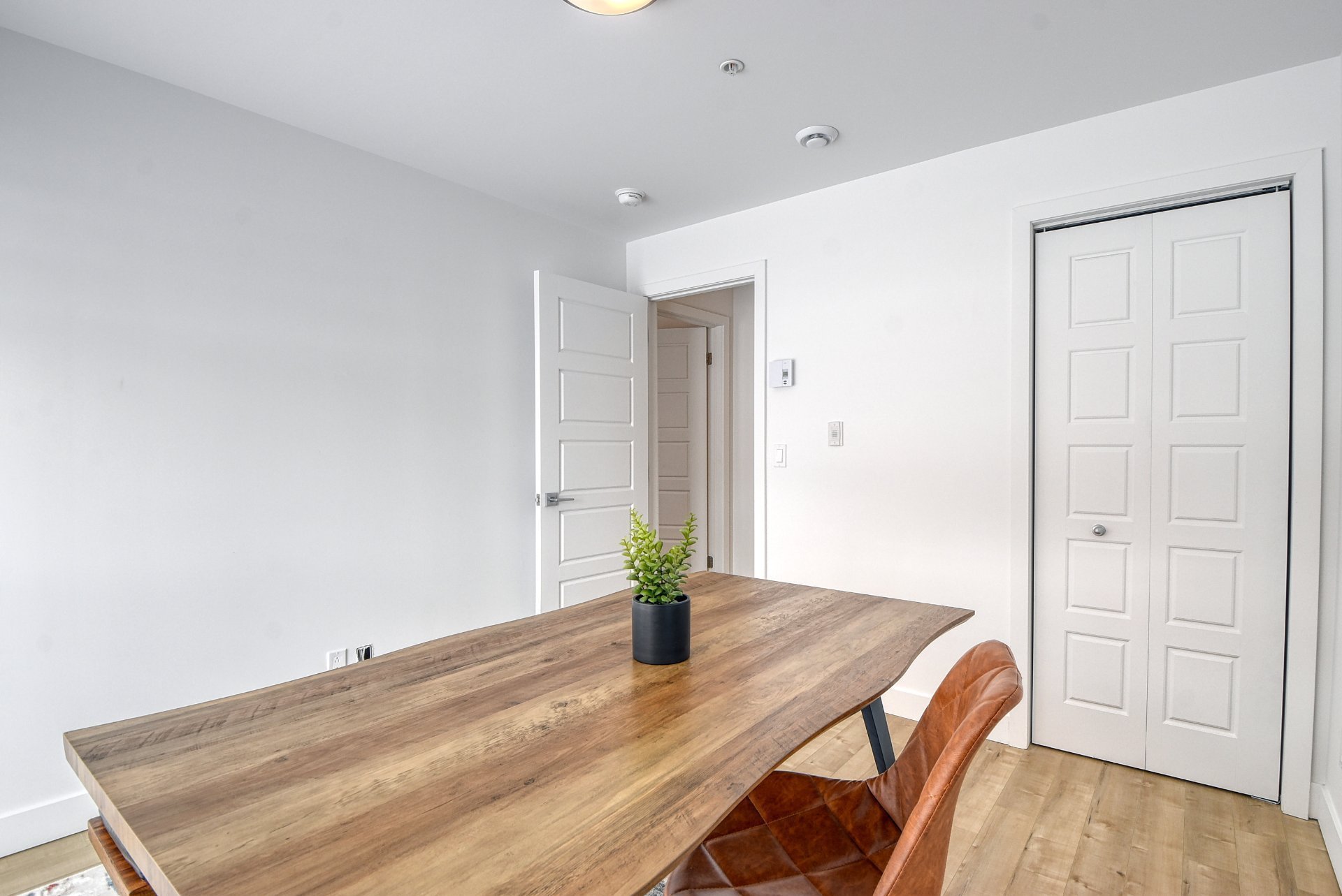 40 Rue Toe-blake 406 Property Photo 9