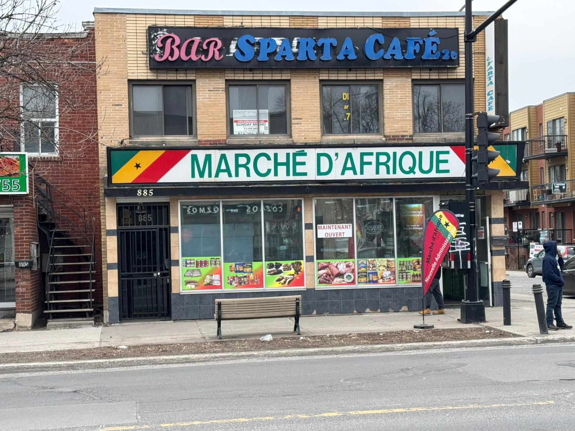 881 Rue Jean-talon O. Property Photo 3