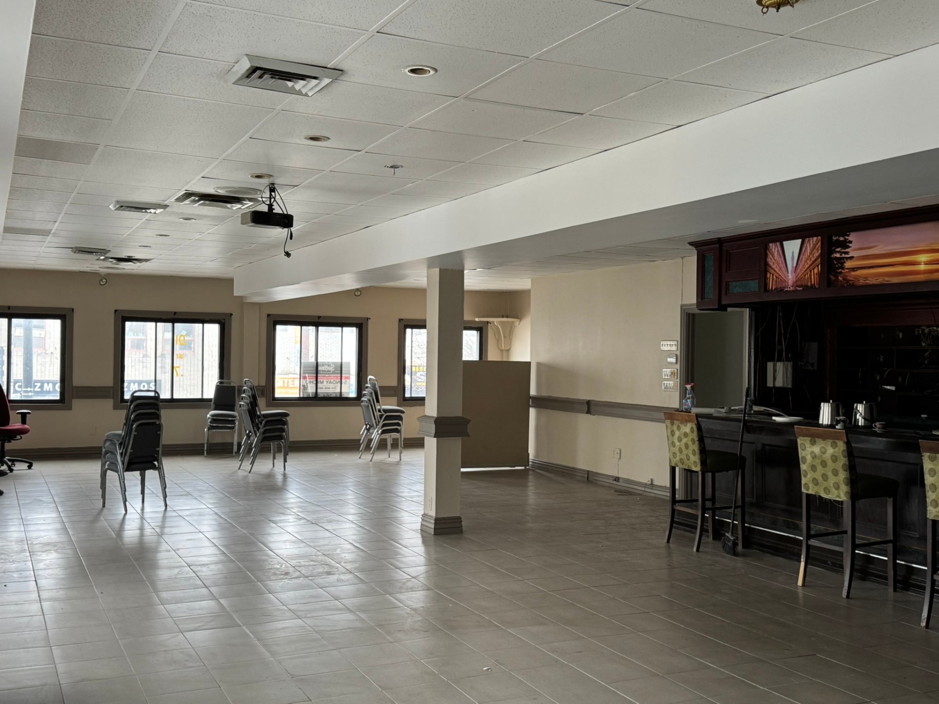 881 Rue Jean-talon O. Property Photo 17