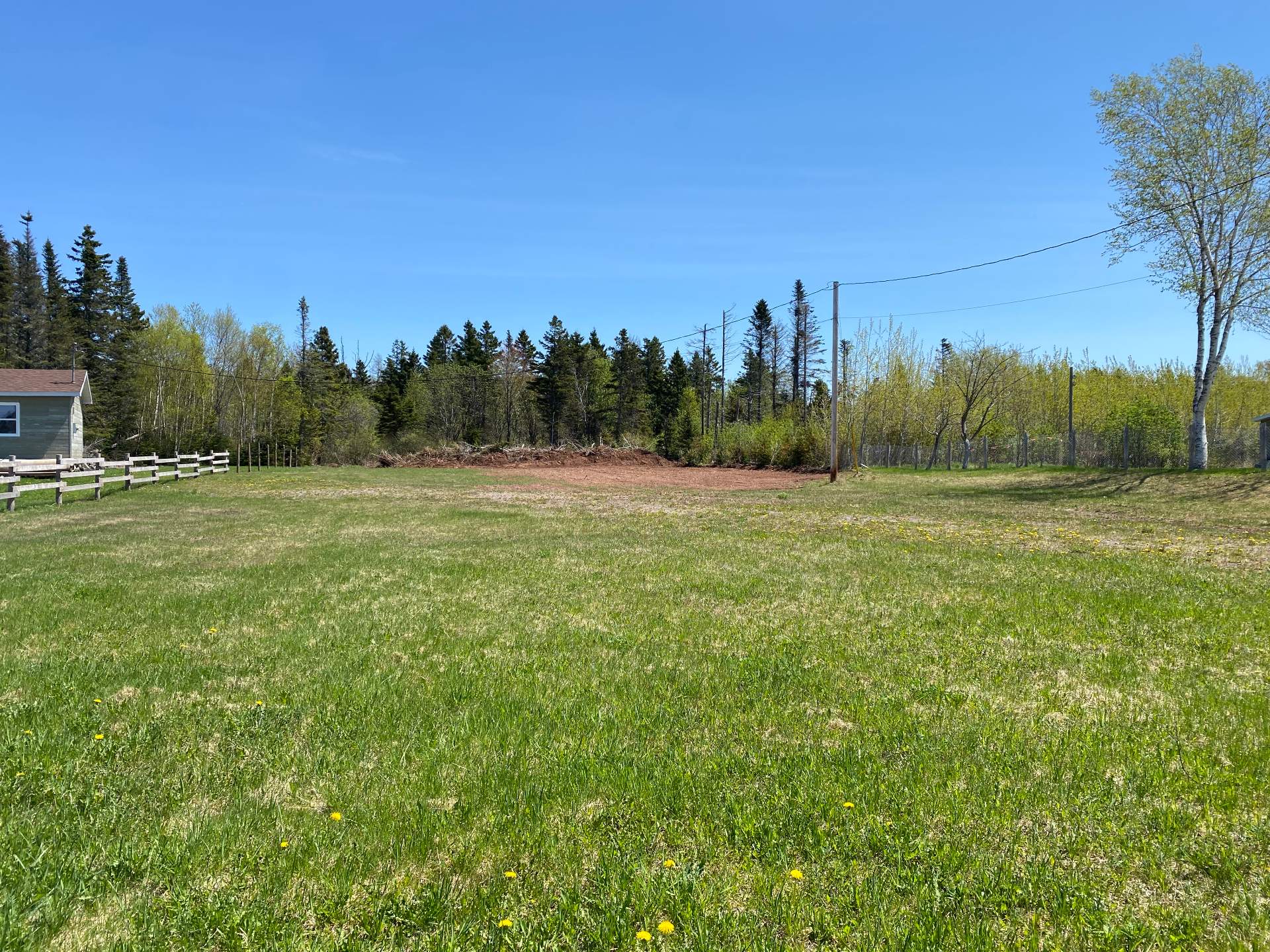 100 Rue Scott Property Photo 1