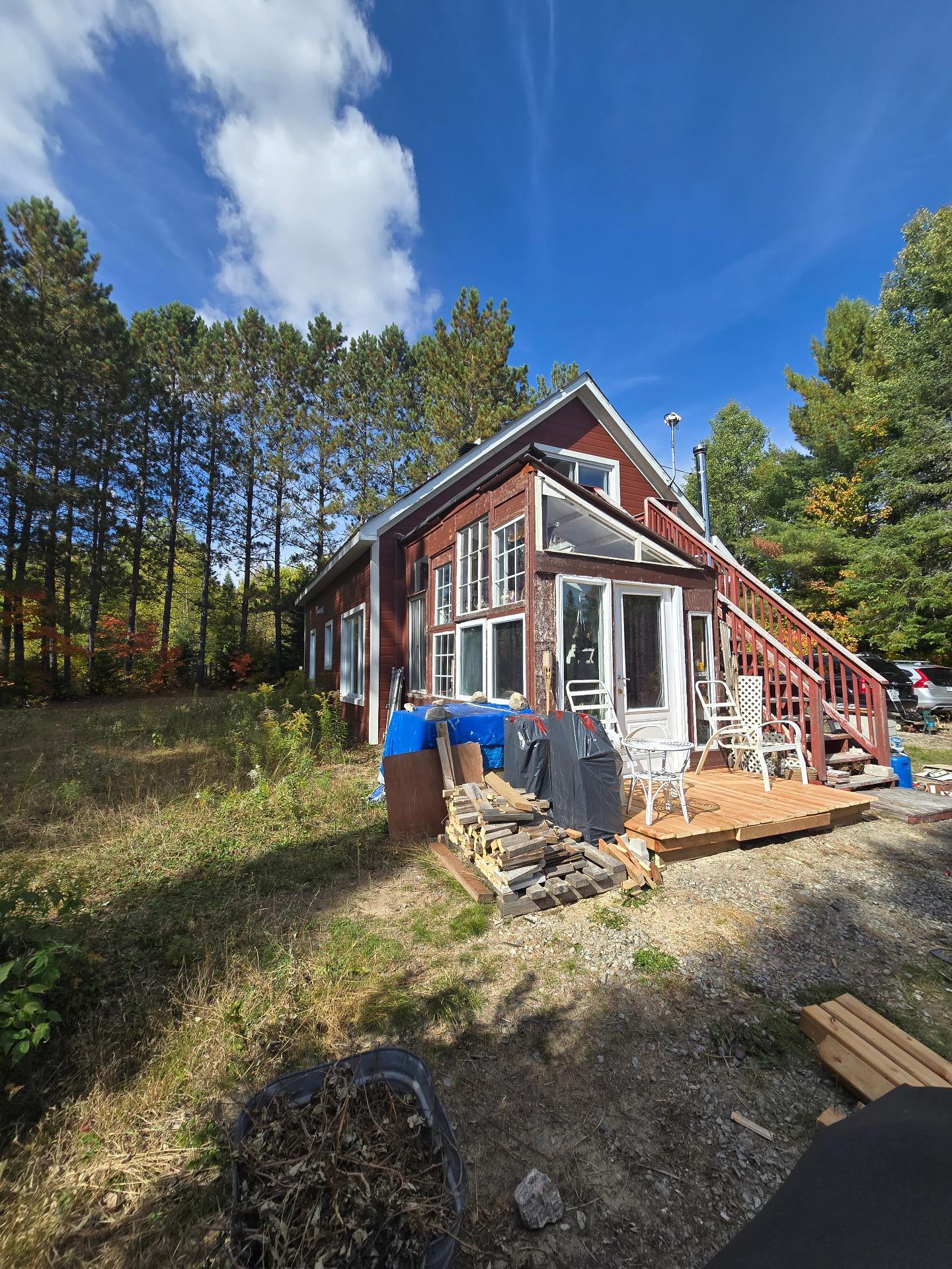 1546 Ch. Dufresne Property Photo 2