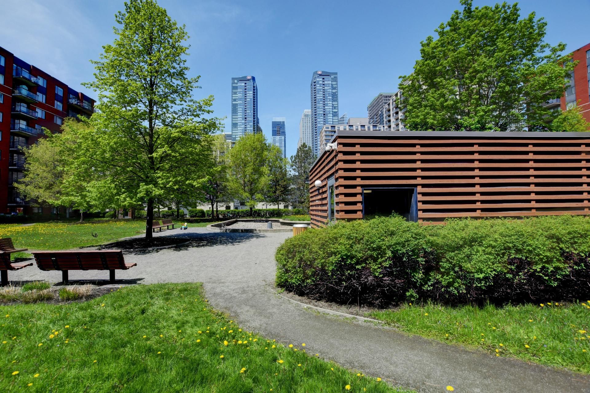 1225 Rue Notre-dame O. 215 Property Photo 4