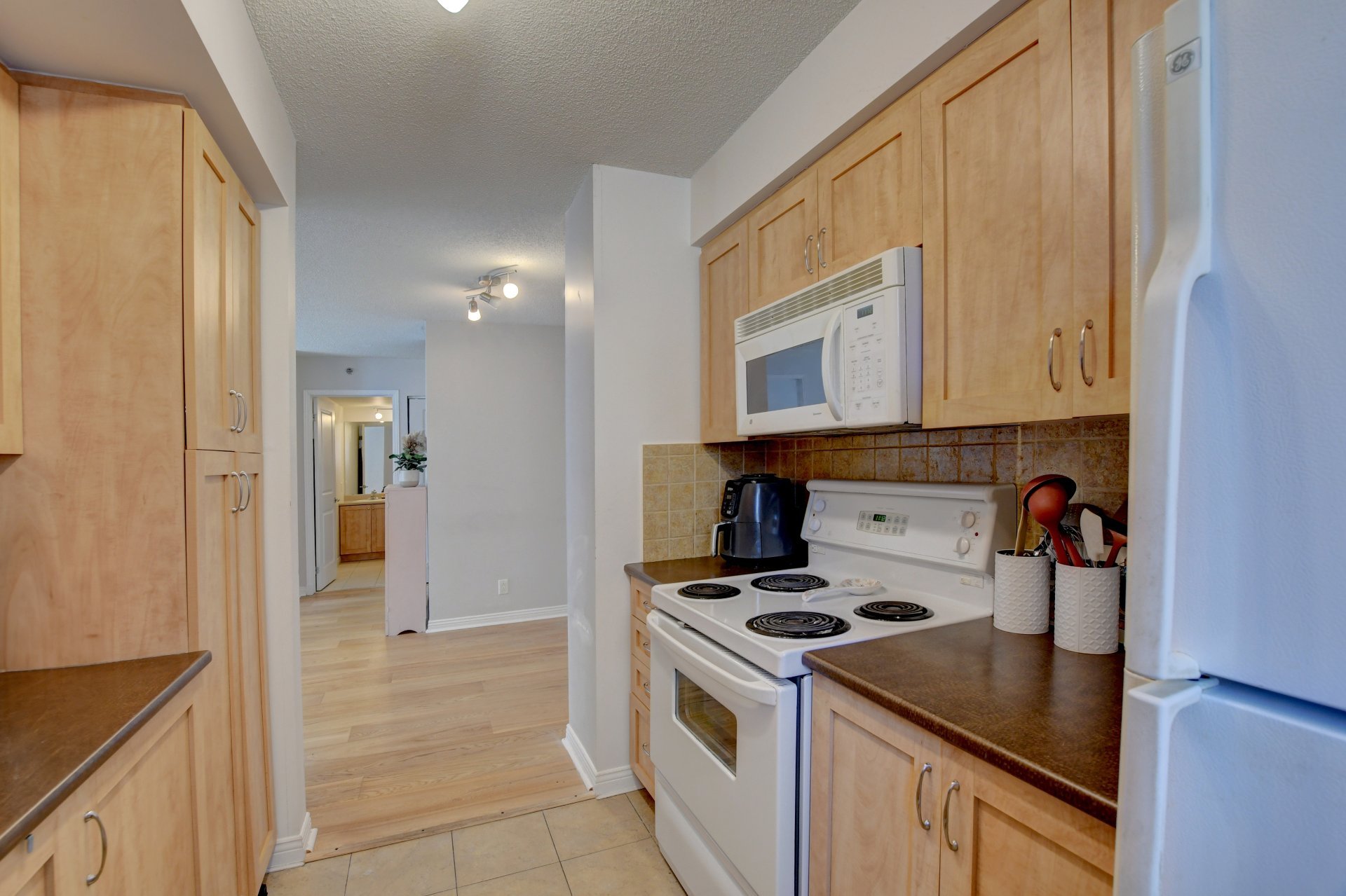 1225 Rue Notre-dame O. 215 Property Photo 10