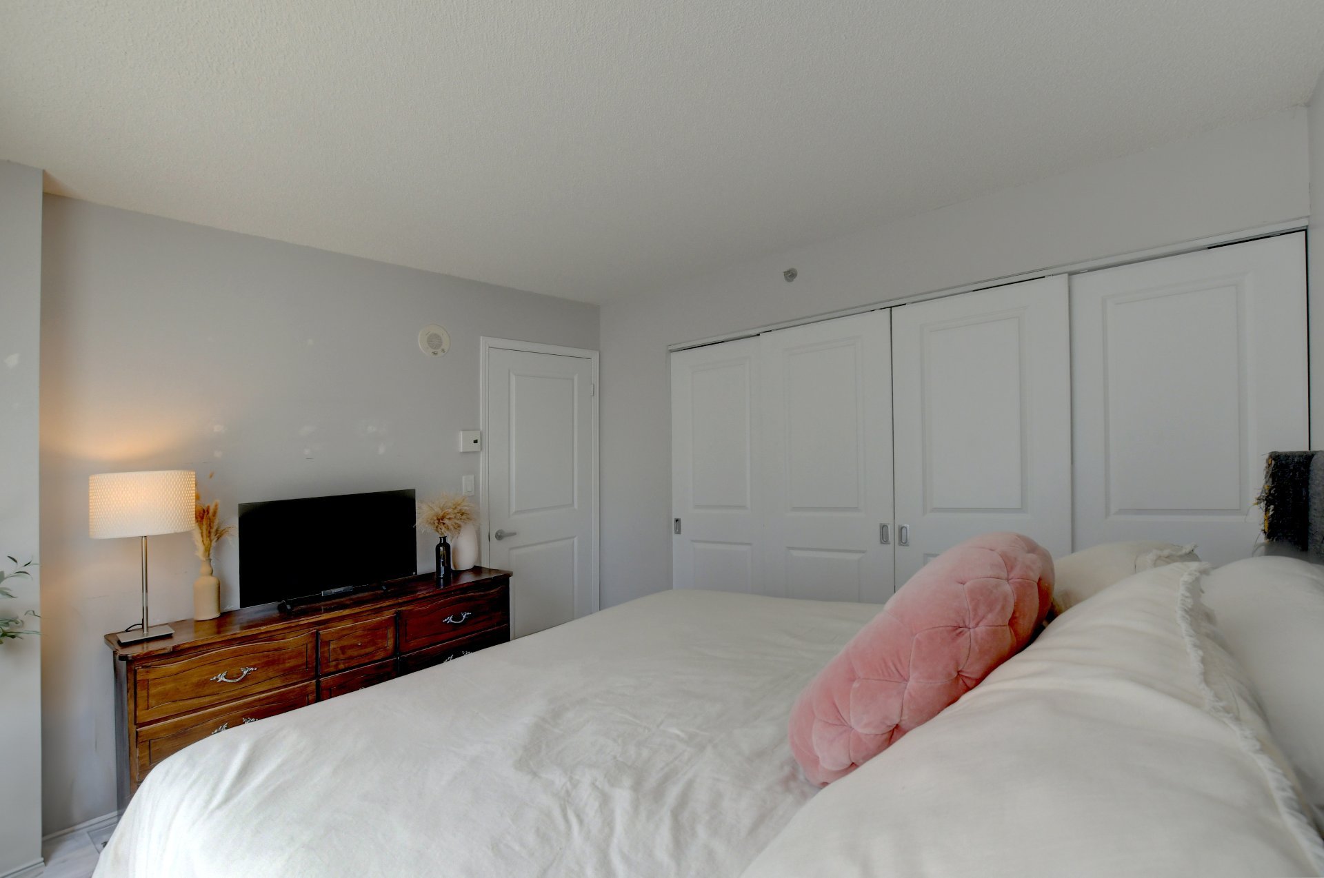 1225 Rue Notre-dame O. 215 Property Photo 16