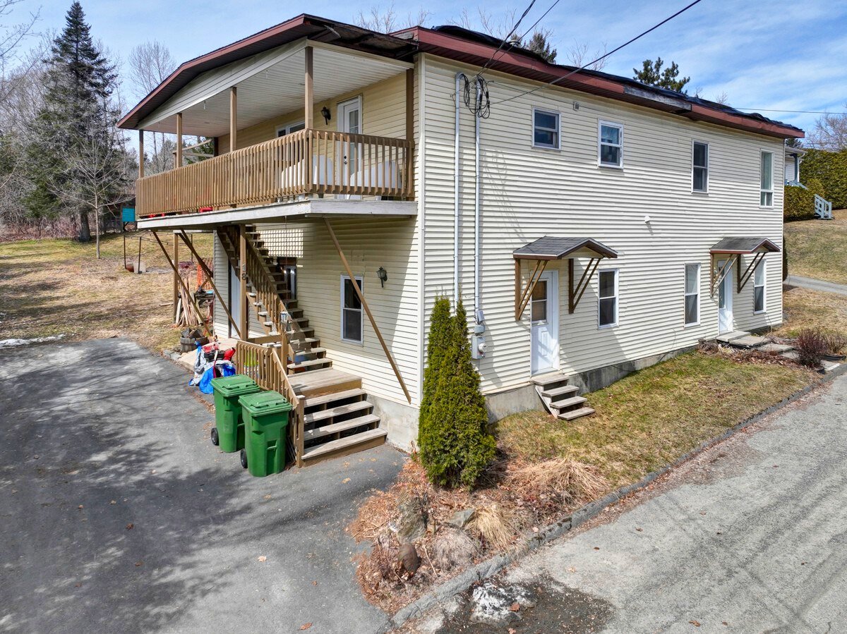 18 Rue St-françois Property Photo 1