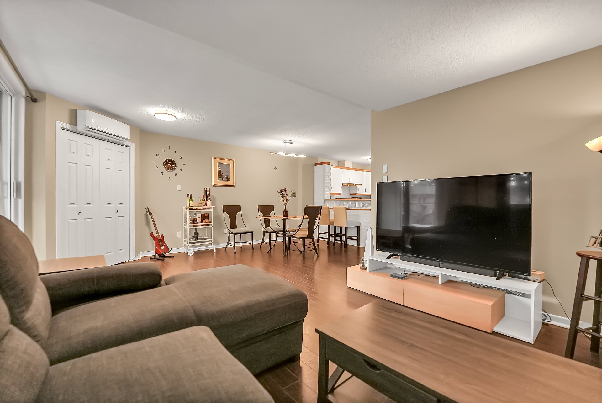 4330 Rue De La Seine 202 Property Photo 1