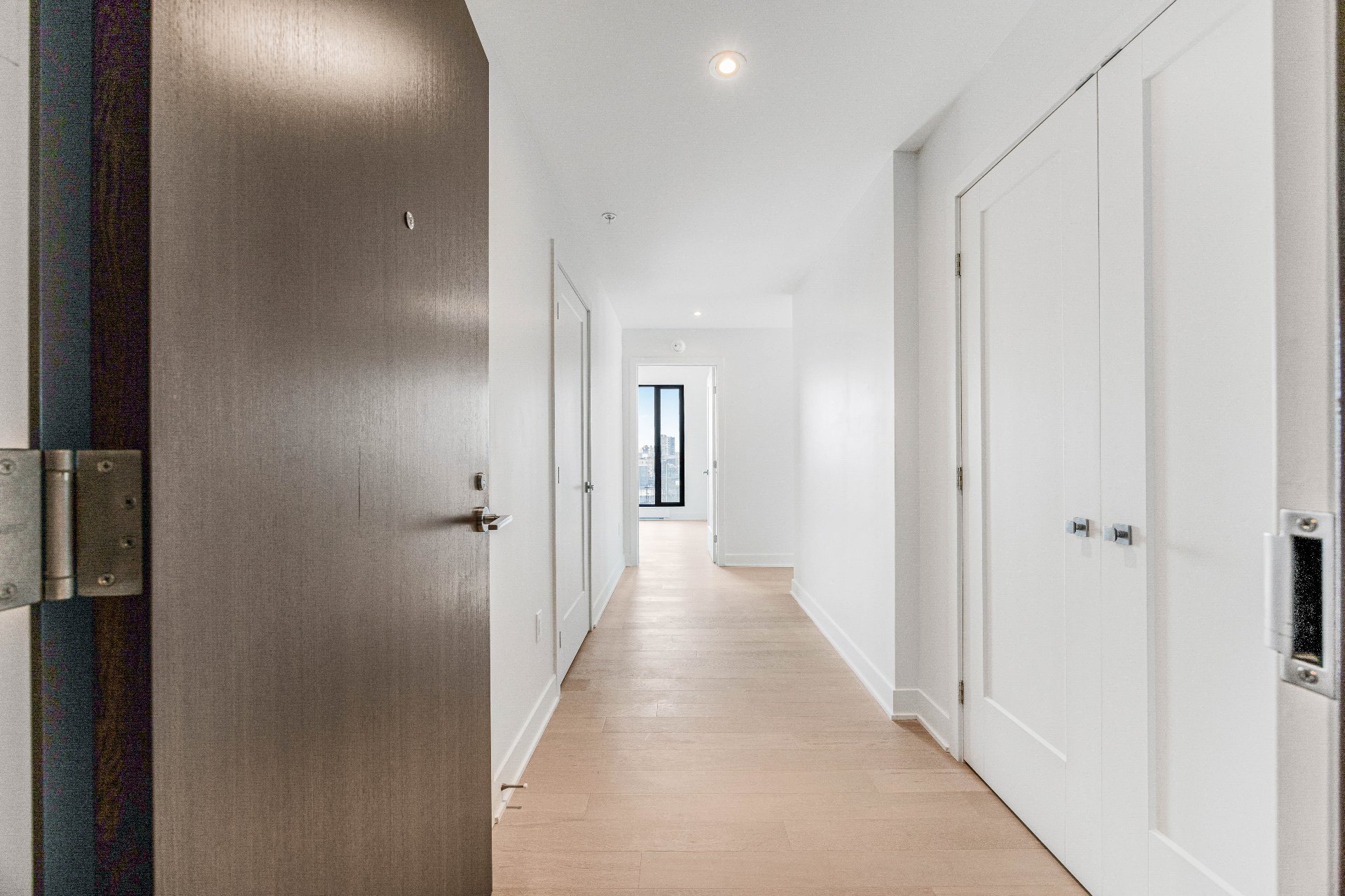 399 Rue De La Rotonde 608 Property Photo 7