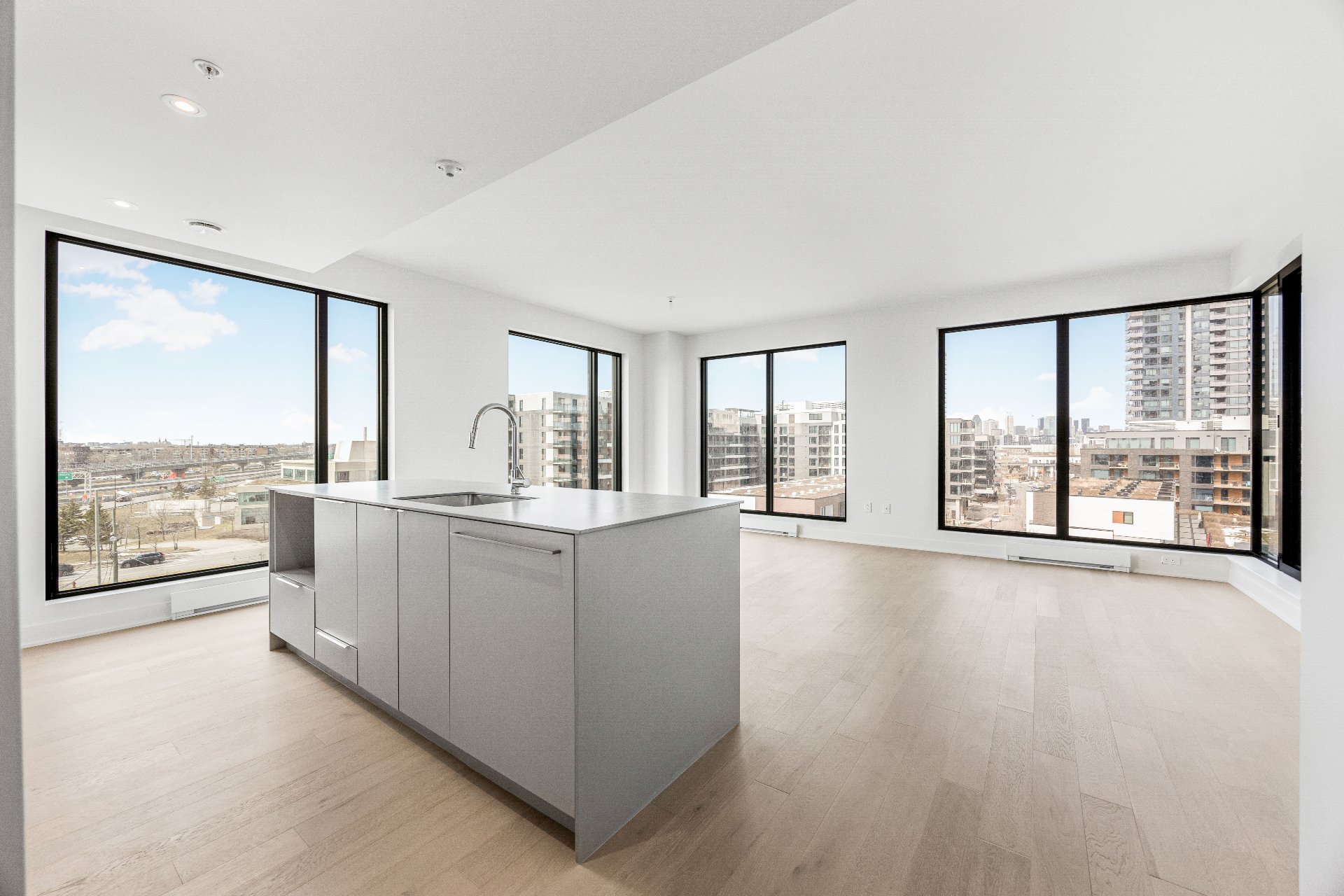 399 Rue De La Rotonde 608 Property Photo 8