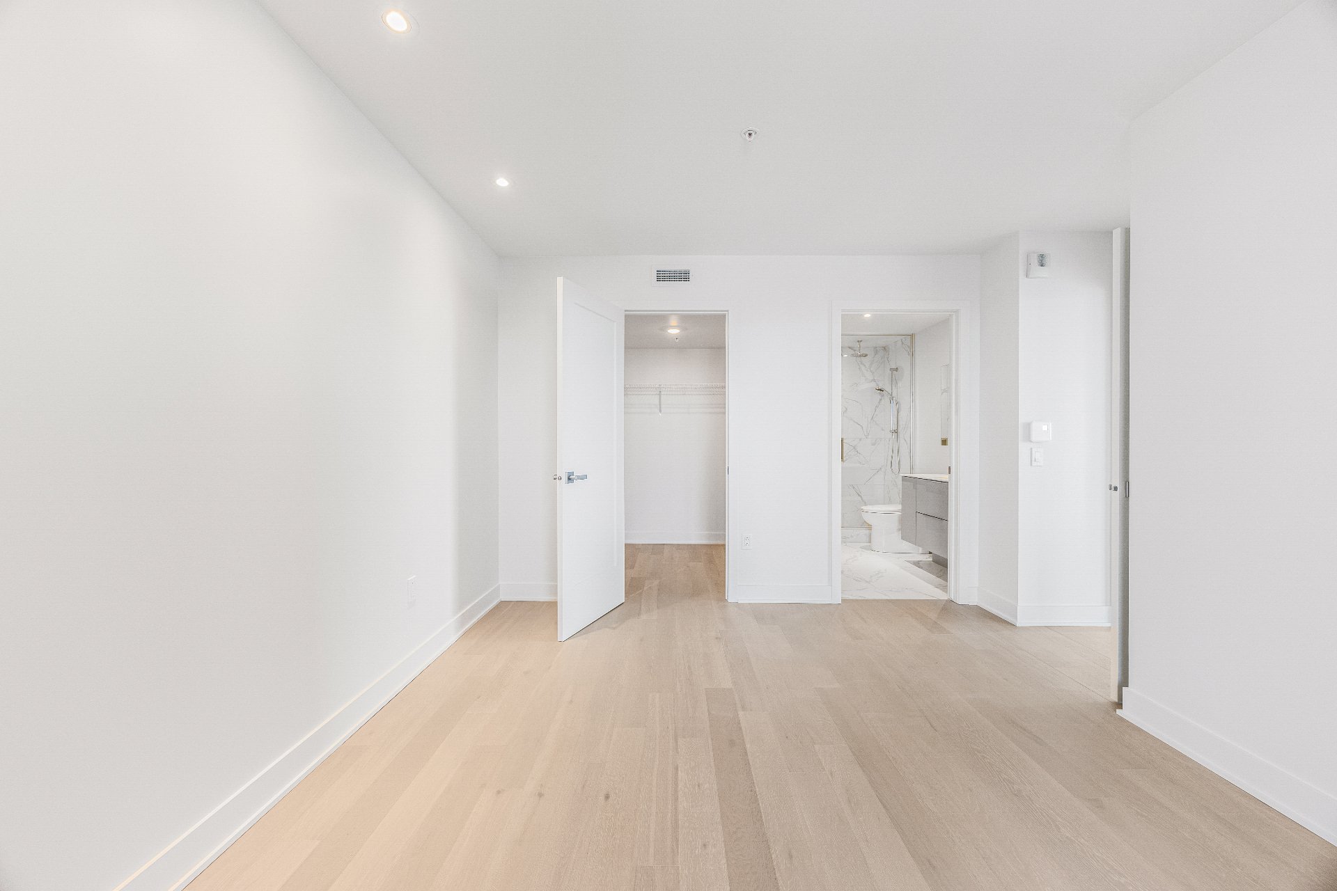 399 Rue De La Rotonde 608 Property Photo 24